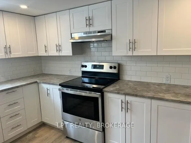 Photo 36 of 9 Elizabeth Avenue, Kingston, West of Sir John A. Blvd — HOMEH