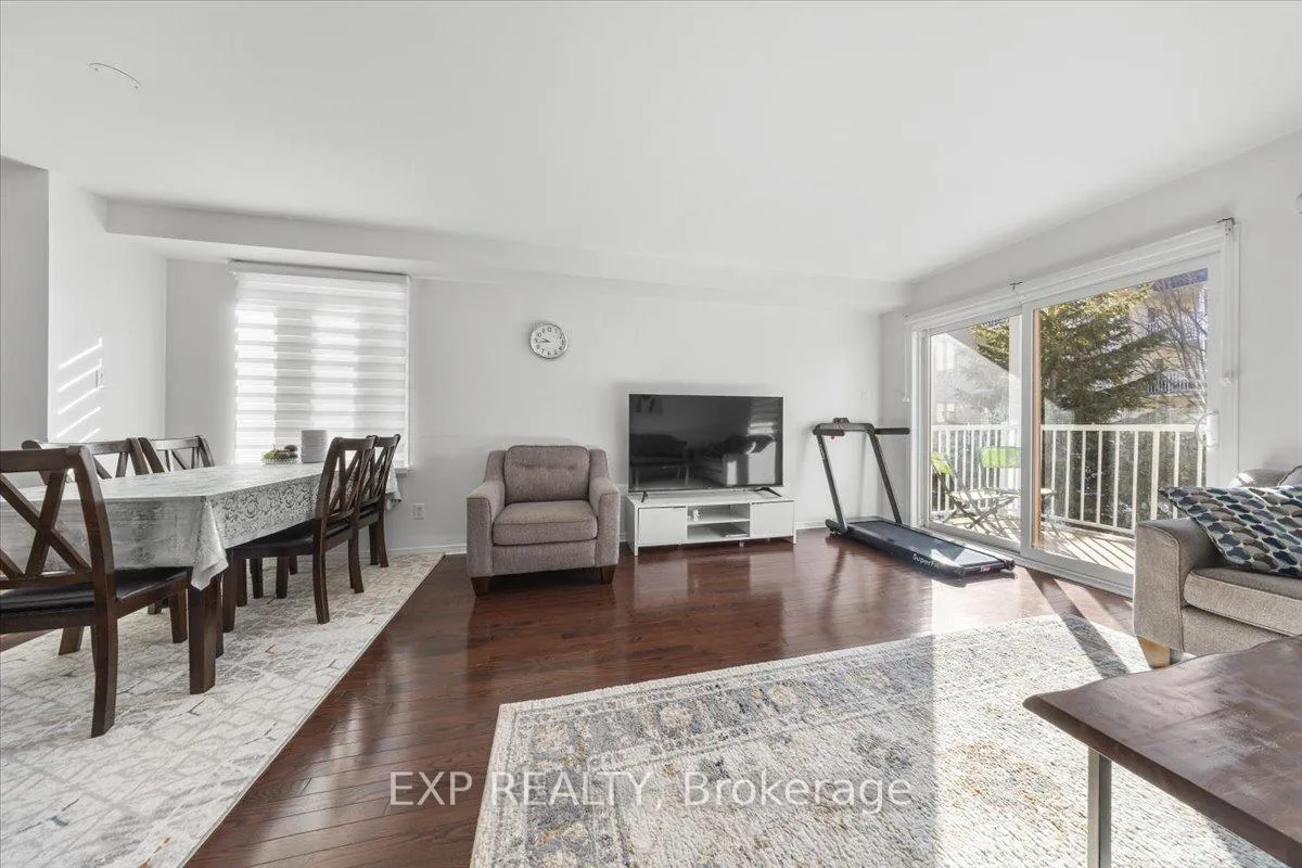 Photo 12 of 528 Reardon Private, Ottawa, Heron Gate/Industrial Park — HOMEH