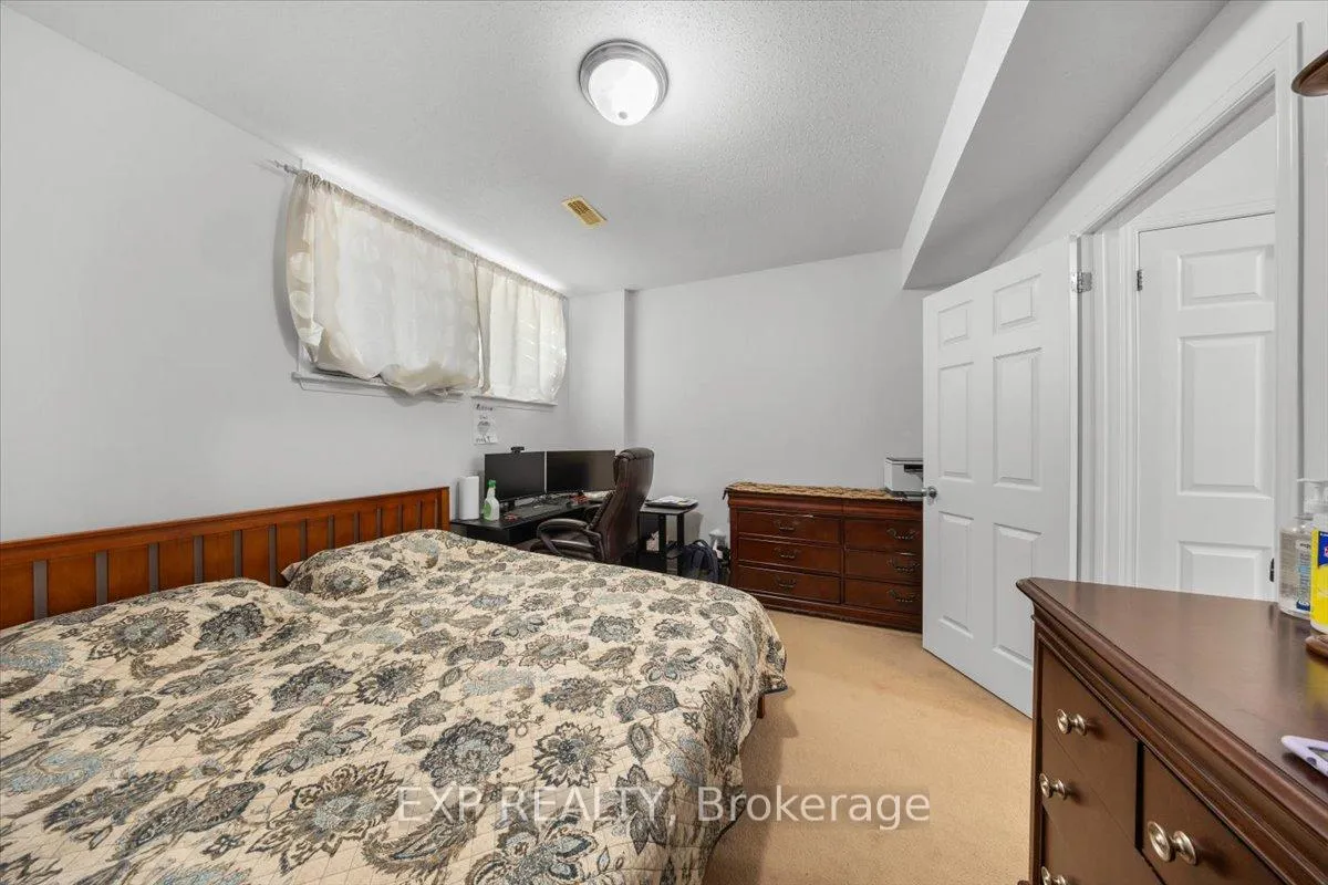 Photo 19 of 528 Reardon Private, Ottawa, Heron Gate/Industrial Park — HOMEH