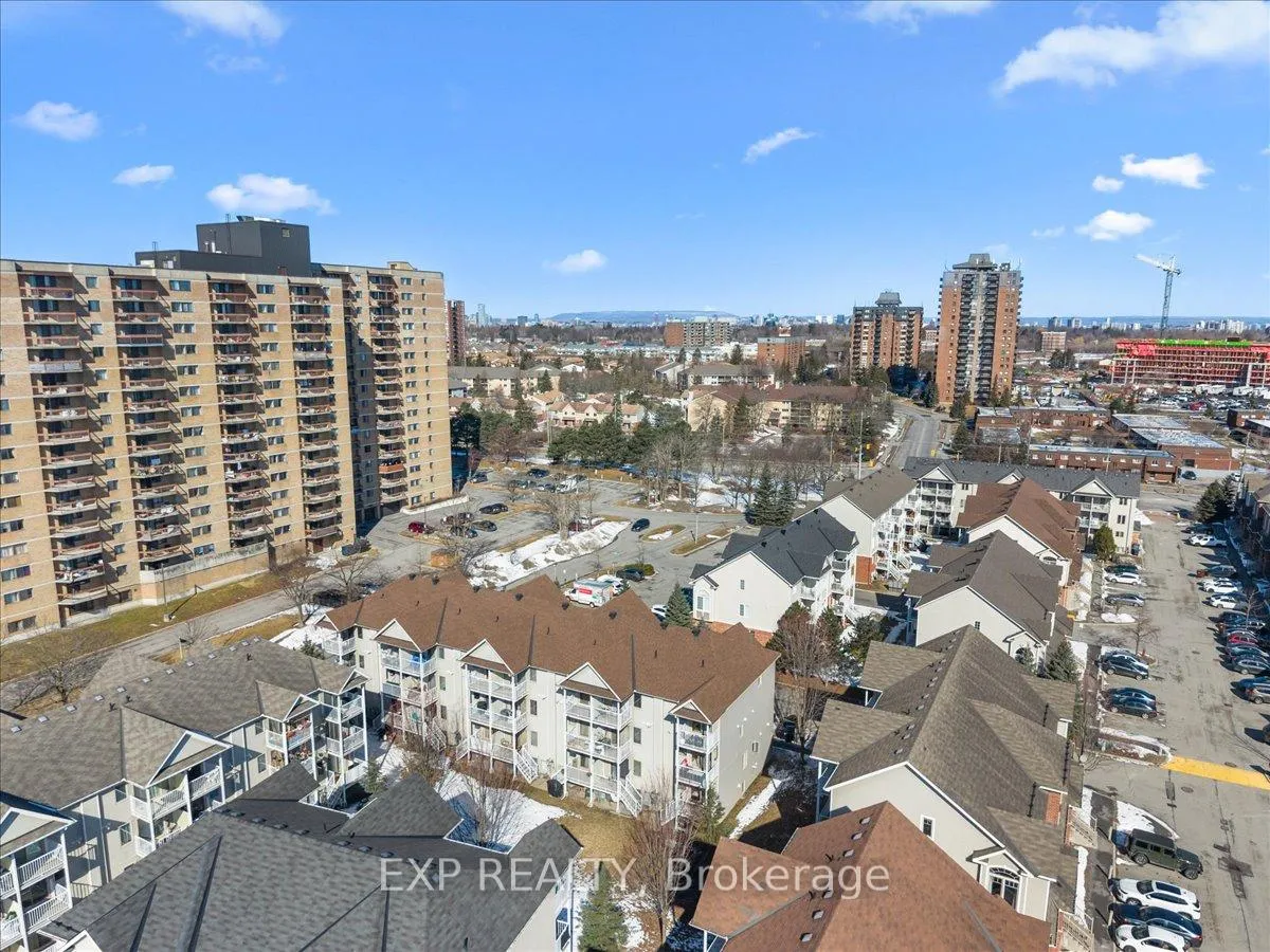 Photo 27 of 528 Reardon Private, Ottawa, Heron Gate/Industrial Park — HOMEH