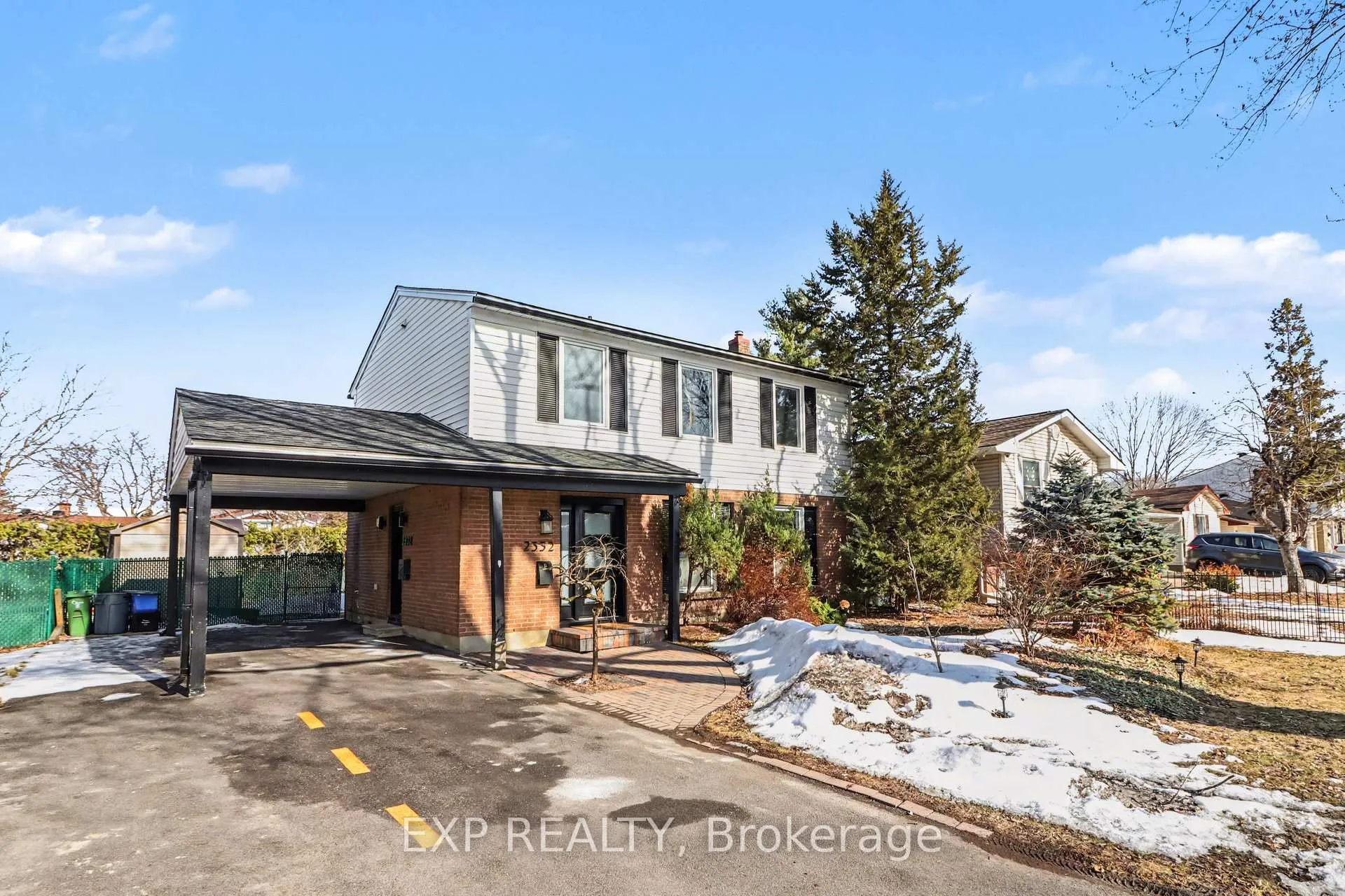 Photo 2 of 2332 Ogilvie Road, Ottawa, Beacon Hill North — HOMEH