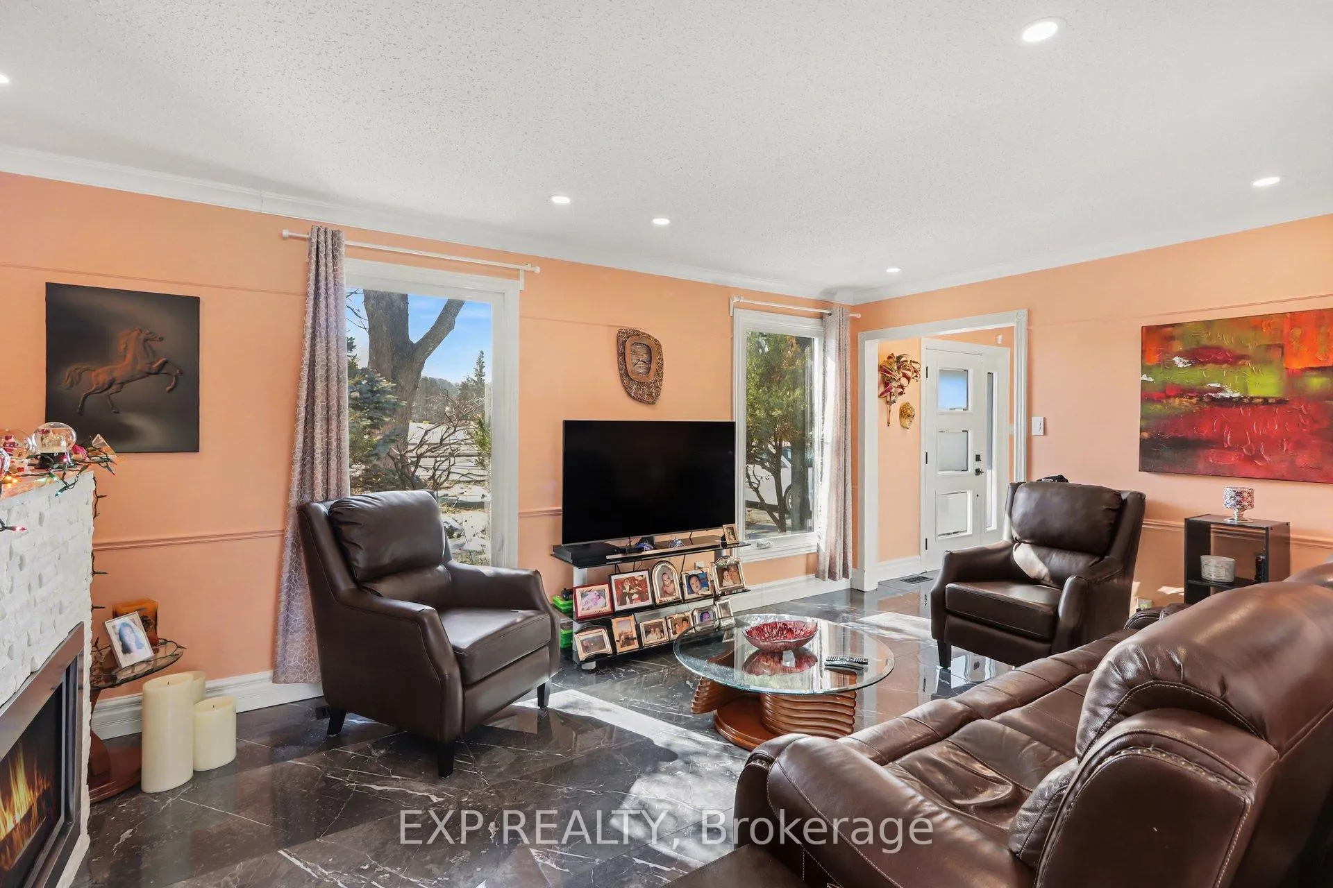 Photo 5 of 2332 Ogilvie Road, Ottawa, Beacon Hill North — HOMEH