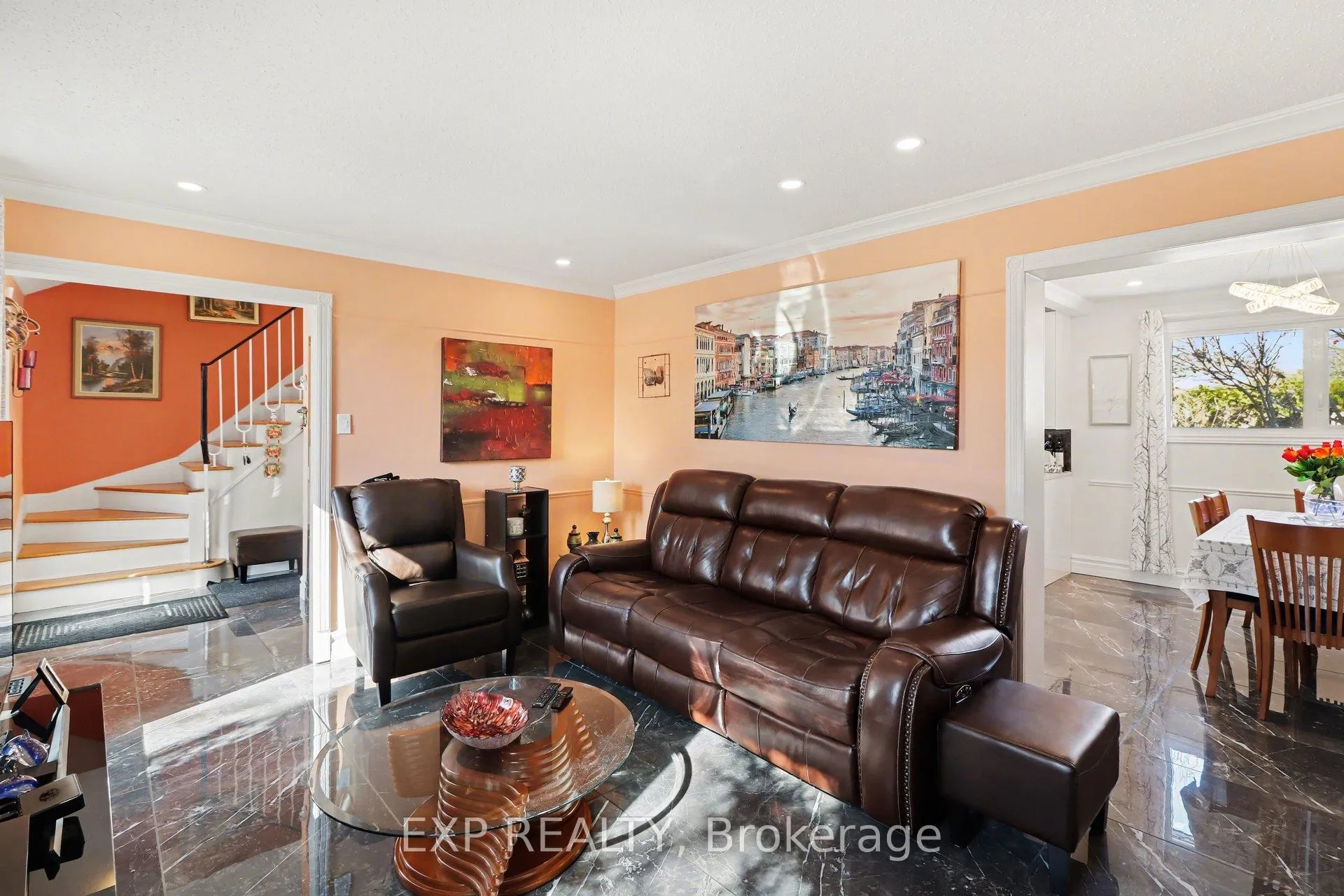 Photo 6 of 2332 Ogilvie Road, Ottawa, Beacon Hill North — HOMEH