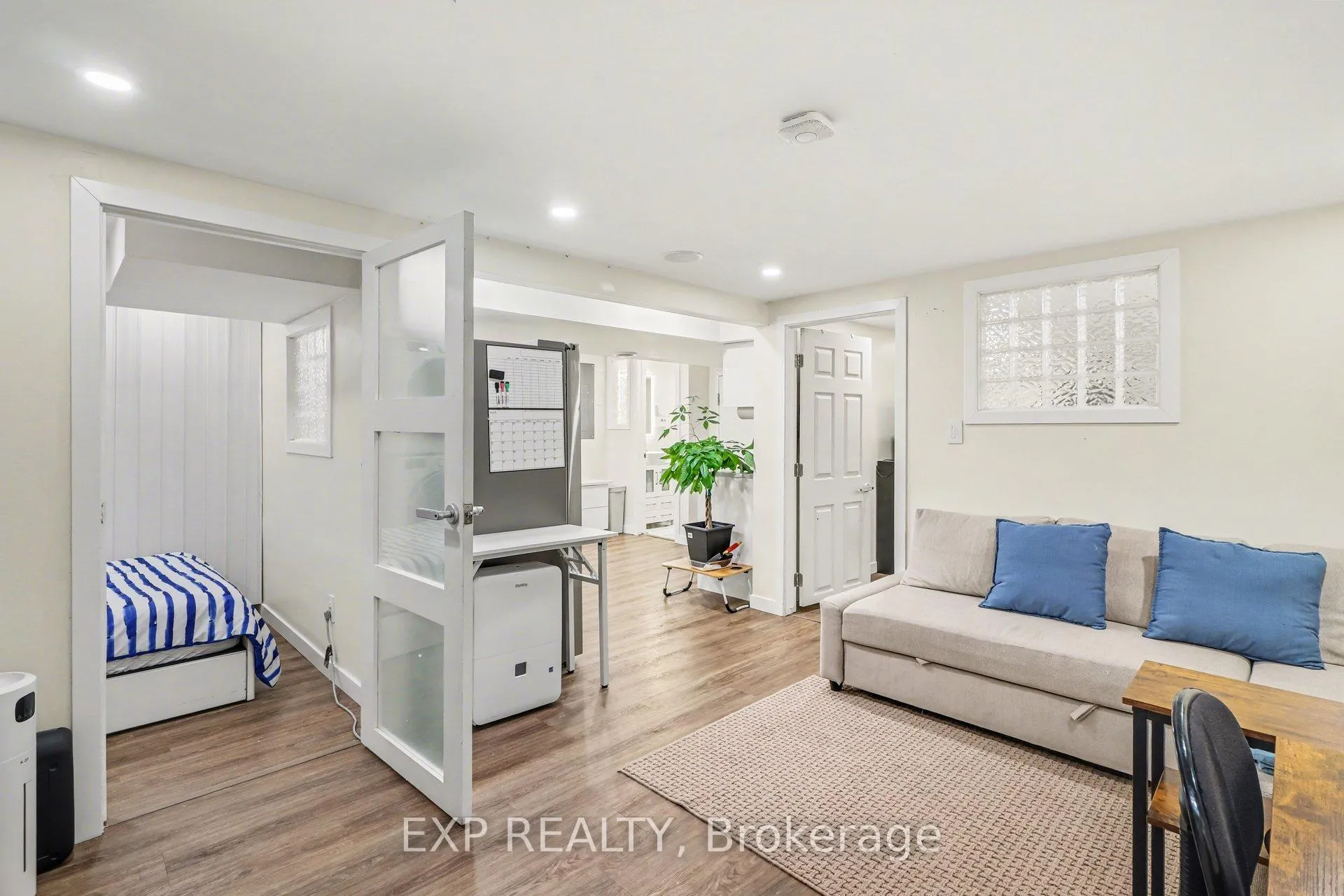 Photo 27 of 2332 Ogilvie Road, Ottawa, Beacon Hill North — HOMEH