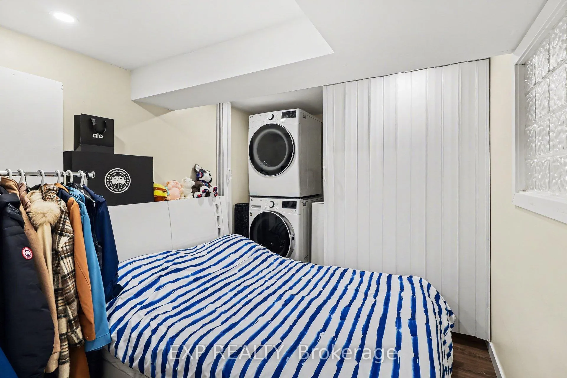 Photo 32 of 2332 Ogilvie Road, Ottawa, Beacon Hill North — HOMEH