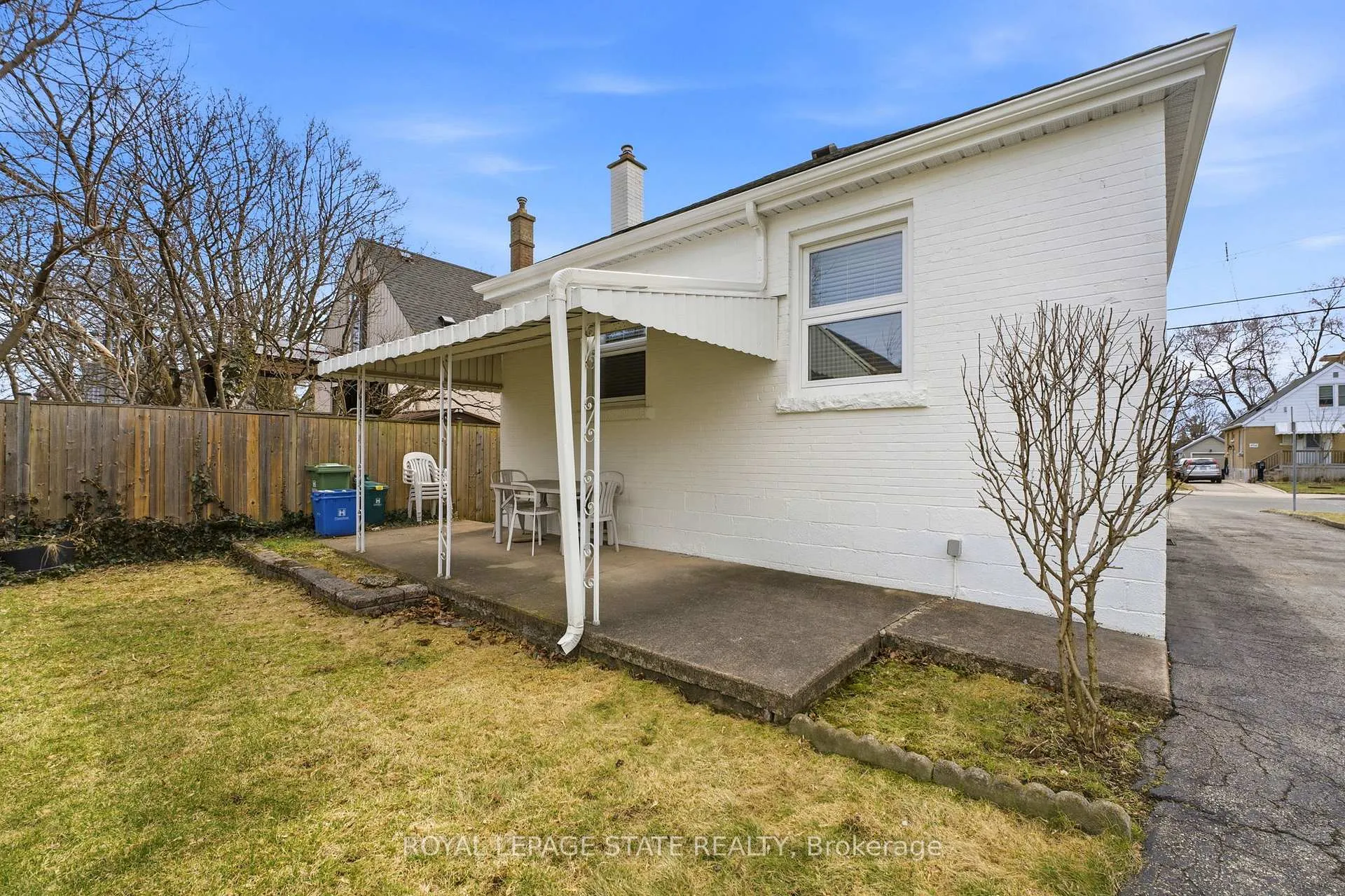 Photo 27 of 957 Queensdale Avenue E, Hamilton, Sunninghill — HOMEH