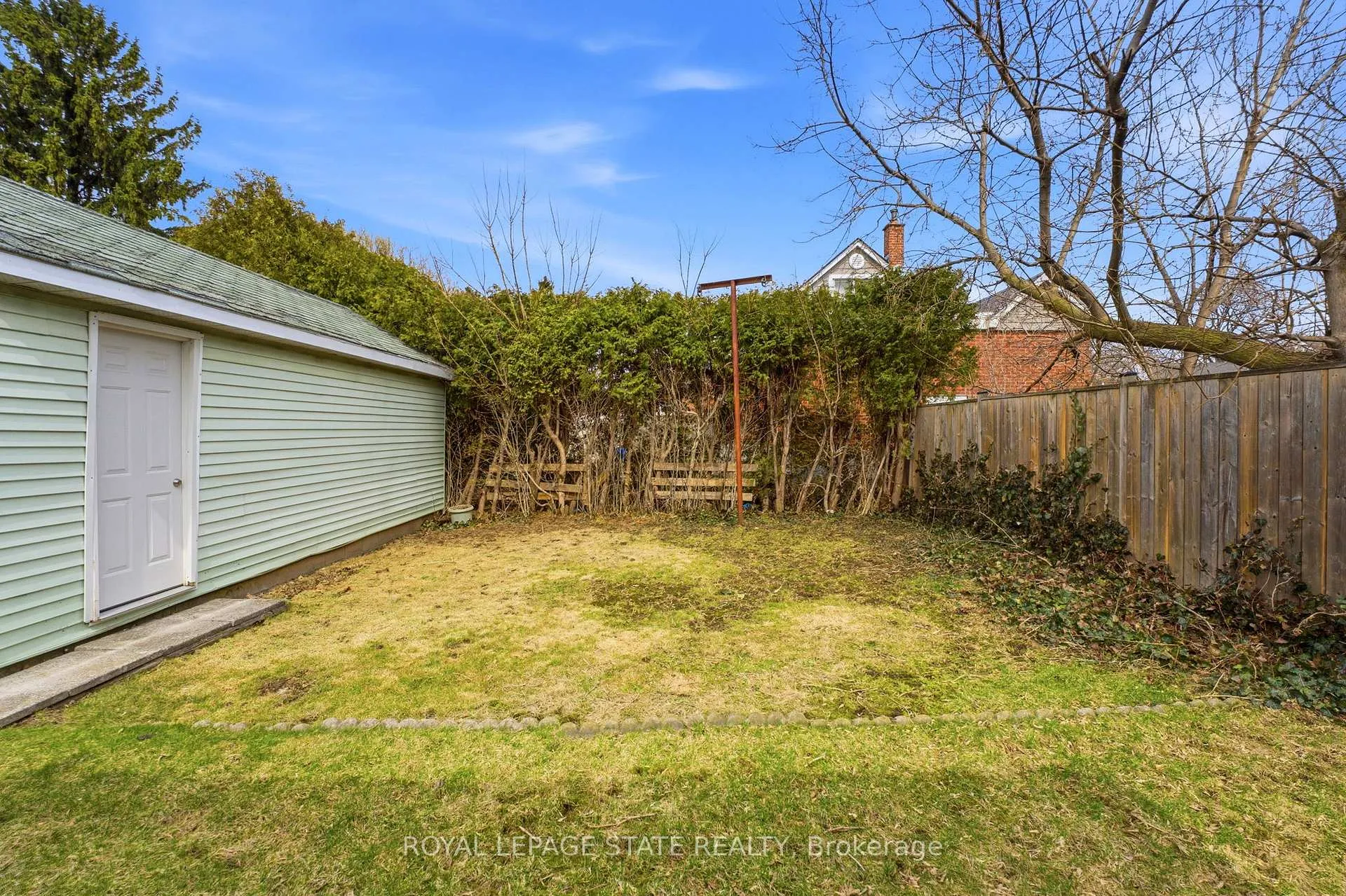Photo 28 of 957 Queensdale Avenue E, Hamilton, Sunninghill — HOMEH