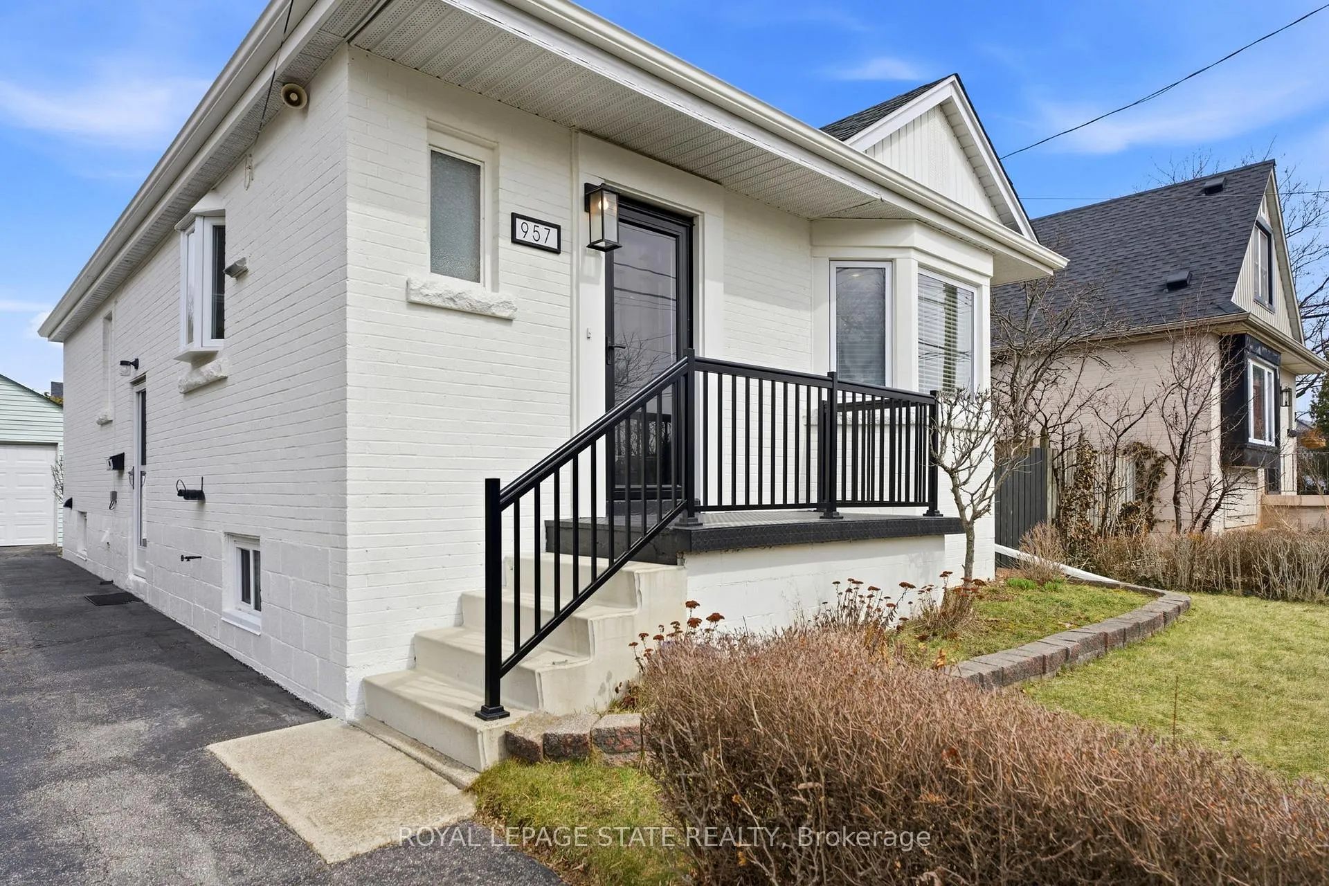 Photo 29 of 957 Queensdale Avenue E, Hamilton, Sunninghill — HOMEH