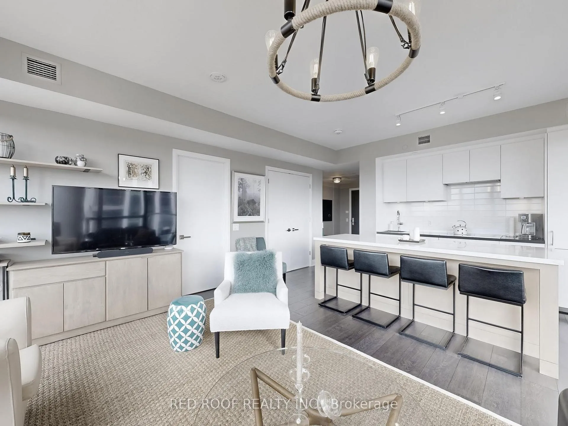 Photo 8 of Unit 1401, 33 Frederick Todd Way, Toronto, Thorncliffe Park — HOMEH