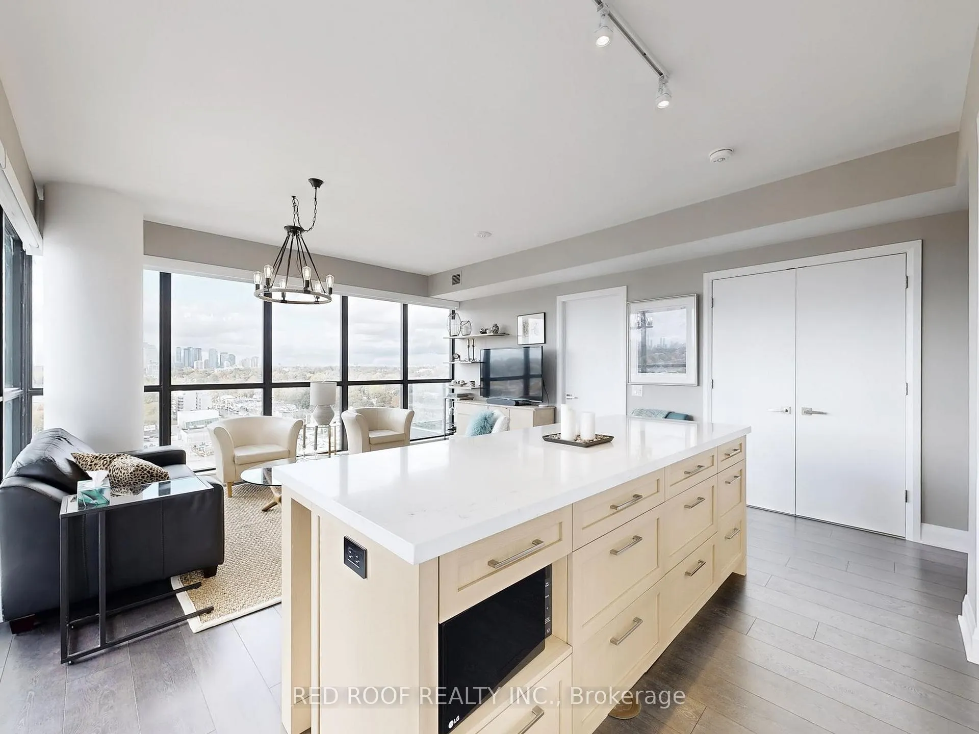 Photo 13 of Unit 1401, 33 Frederick Todd Way, Toronto, Thorncliffe Park — HOMEH