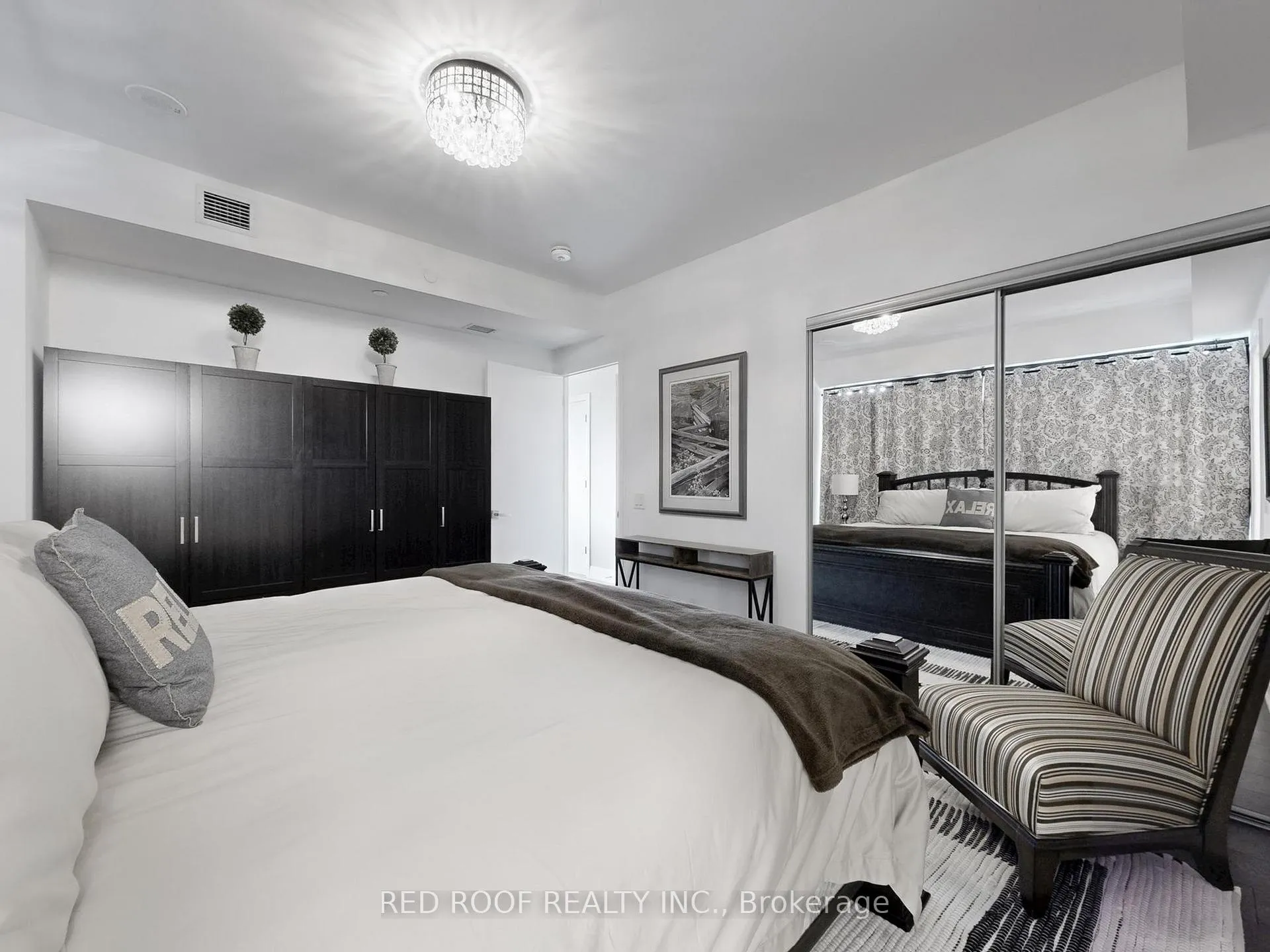 Photo 19 of Unit 1401, 33 Frederick Todd Way, Toronto, Thorncliffe Park — HOMEH