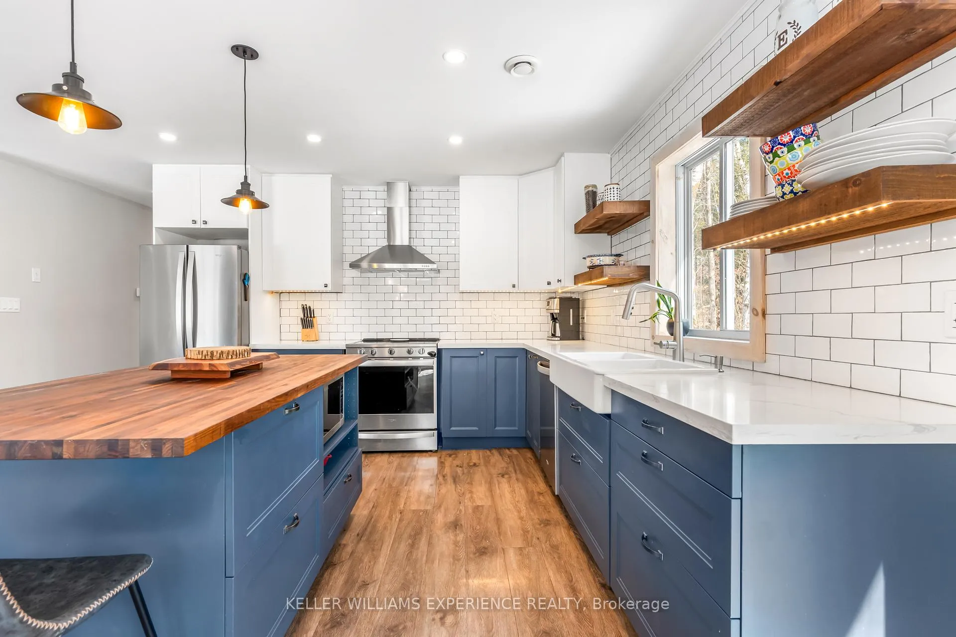Photo 2 of 3714 Agnew Road, Severn, Rural Severn — HOMEH