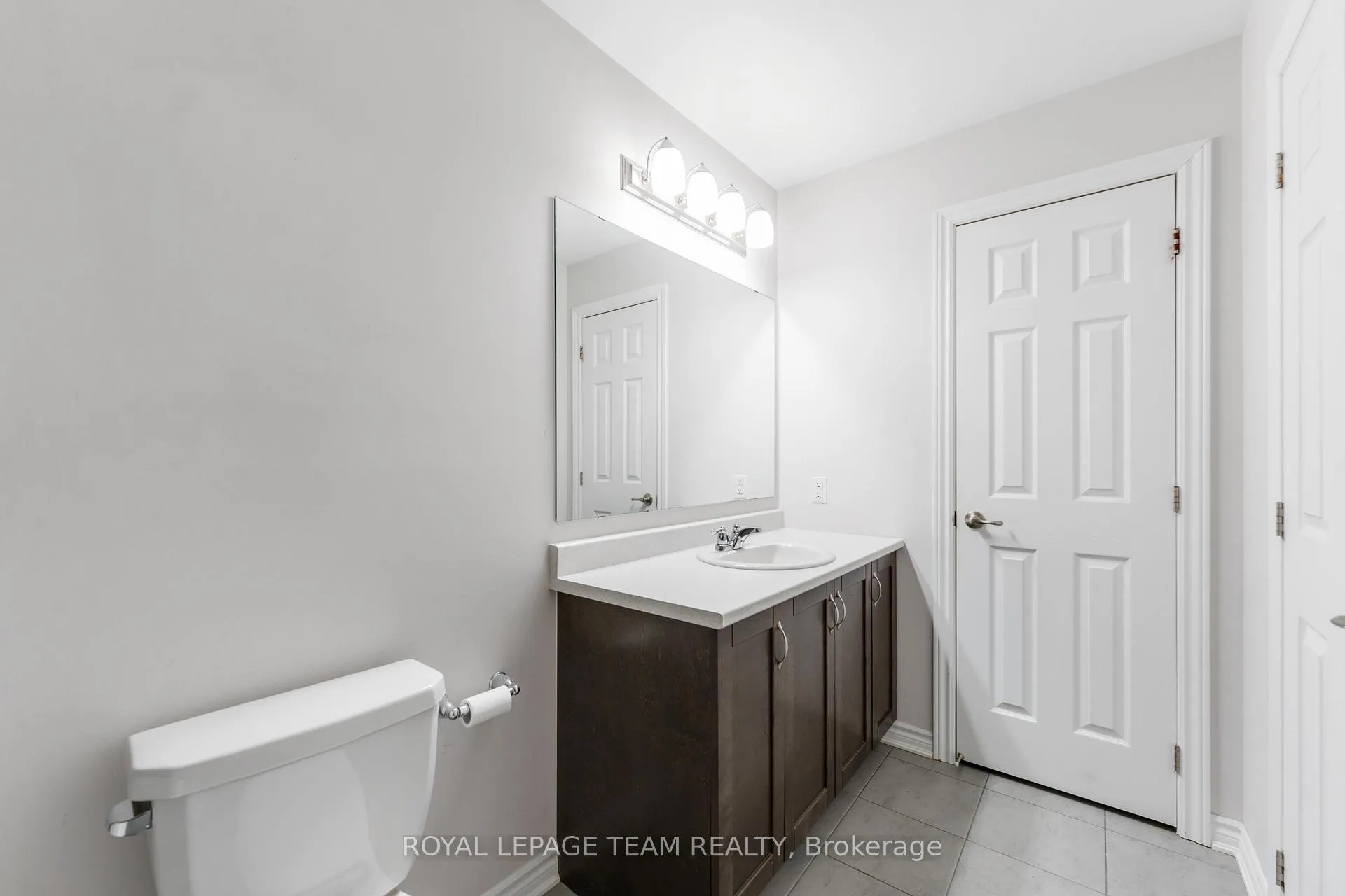 Photo 23 of 140 Walleye Private, Ottawa, Barrhaven - Half Moon Bay — HOMEH