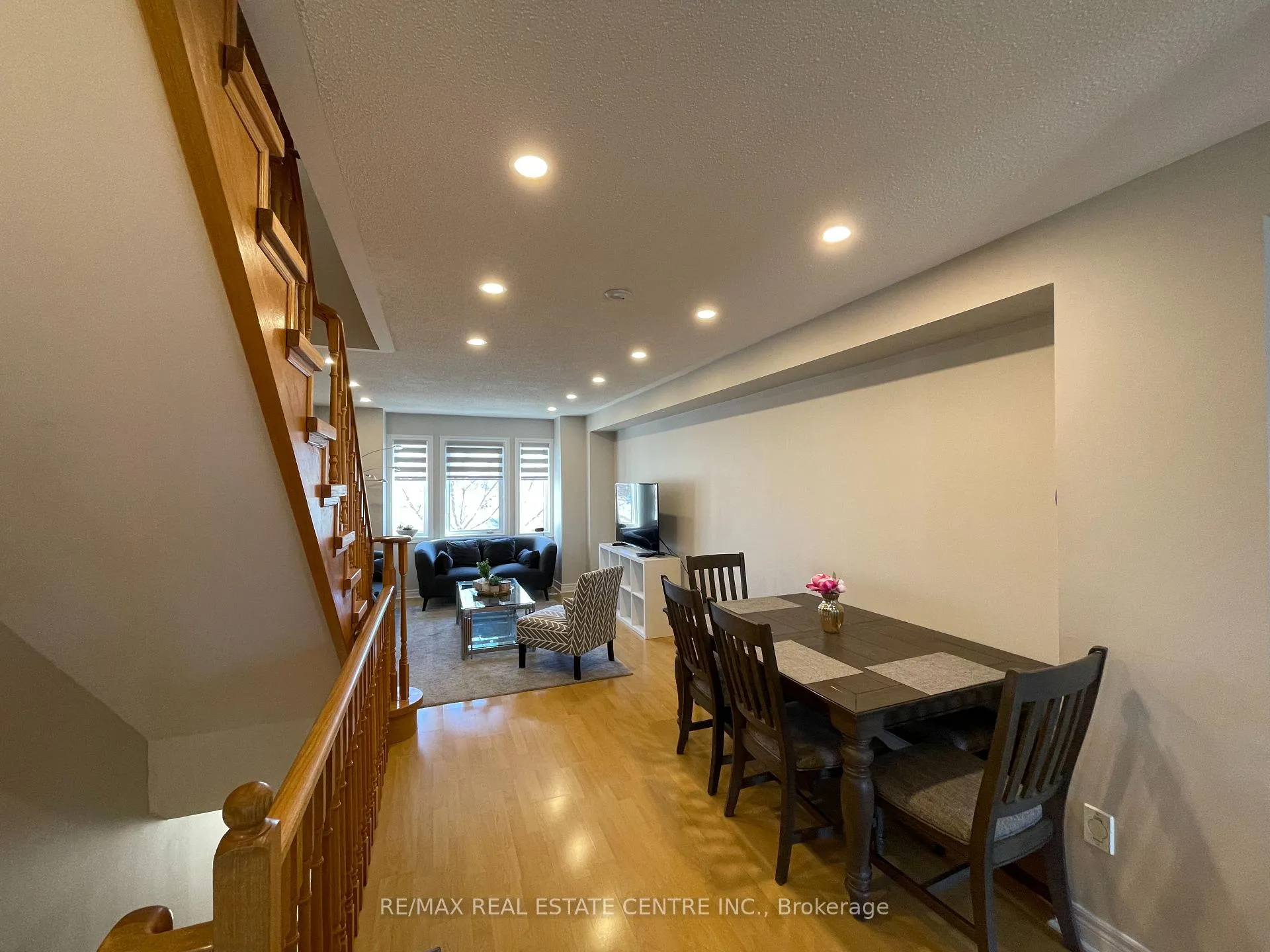 Photo 3 of 2779 Bur Oak Avenue, Markham, Cornell — HOMEH