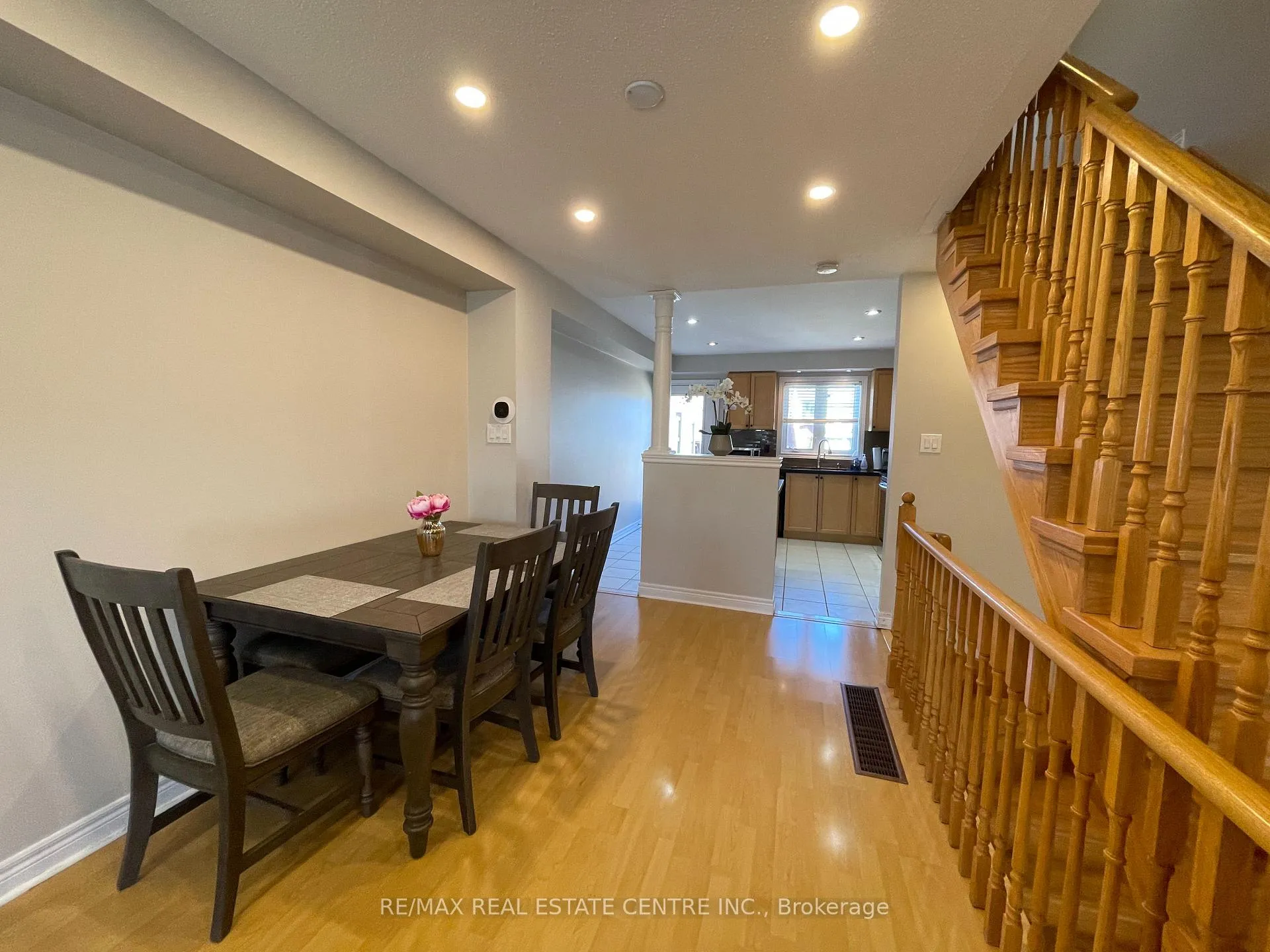 Photo 4 of 2779 Bur Oak Avenue, Markham, Cornell — HOMEH