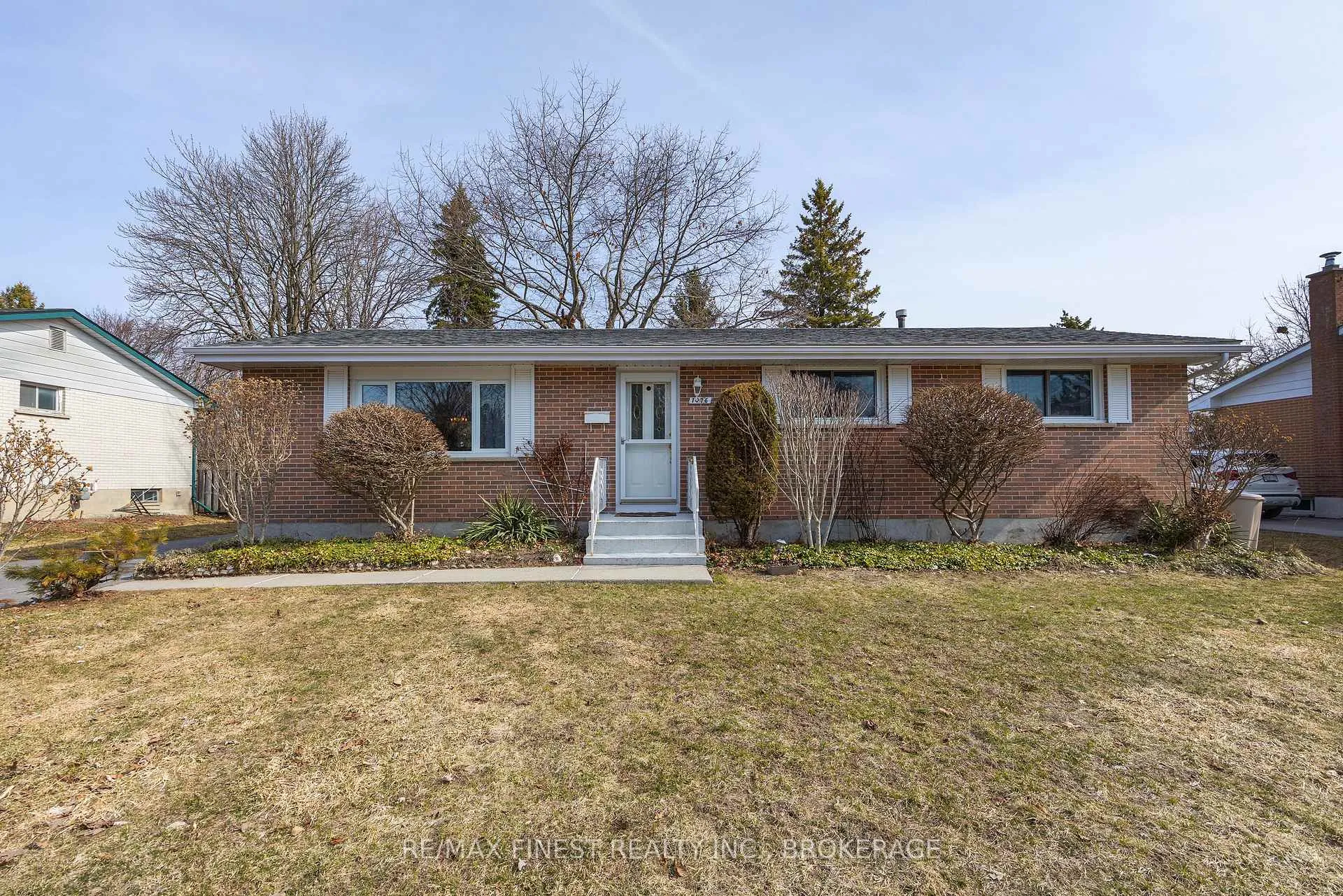 Photo 4 of 1076 Lincoln Drive, Kingston, South of Taylor-Kidd Blvd — HOMEH