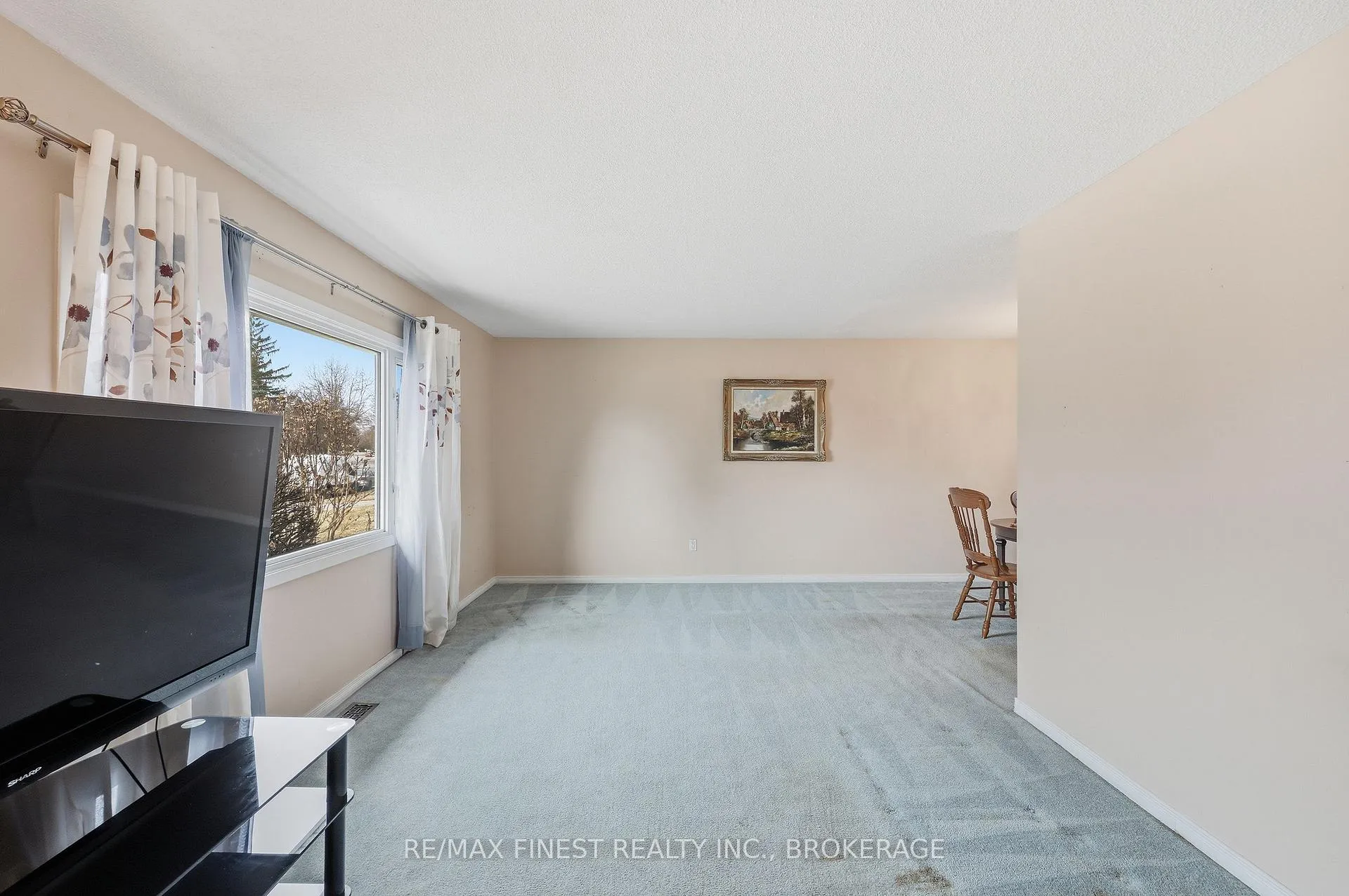 Photo 16 of 1076 Lincoln Drive, Kingston, South of Taylor-Kidd Blvd — HOMEH