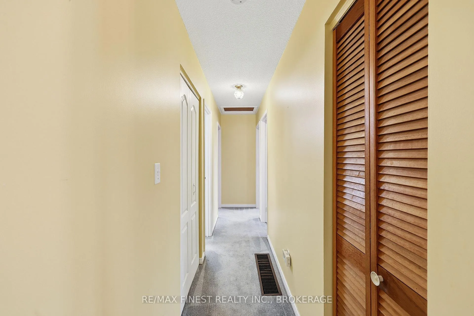 Photo 26 of 1076 Lincoln Drive, Kingston, South of Taylor-Kidd Blvd — HOMEH