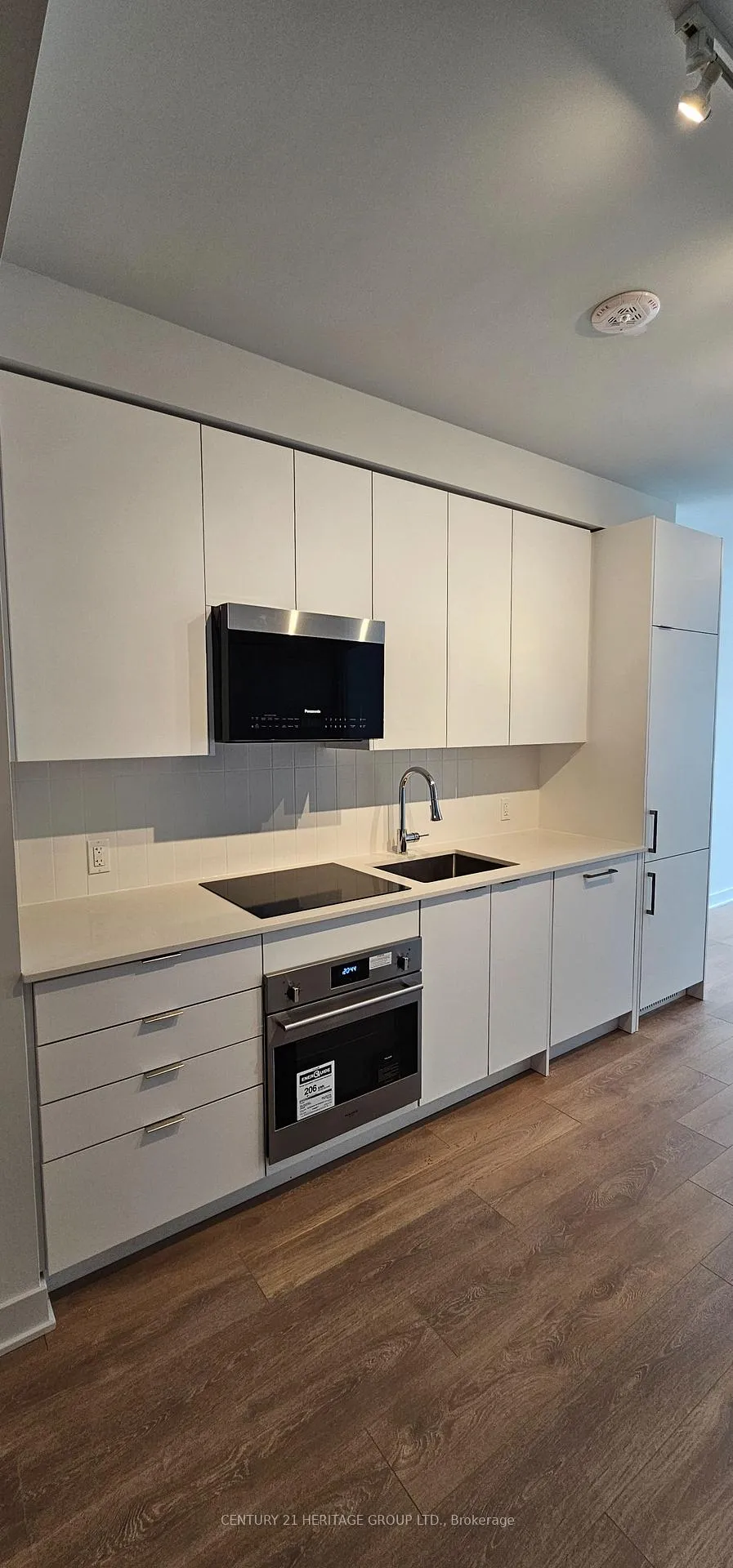 Photo 2 of Unit 4104, 2920 Highway 7, Vaughan, Concord — HOMEH