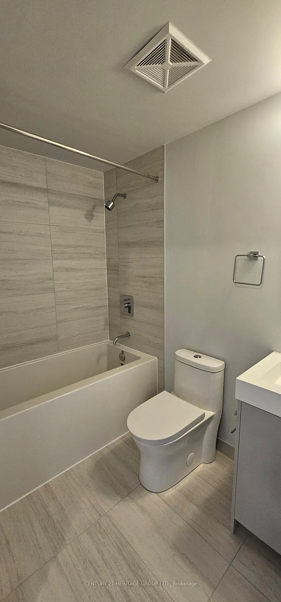 Photo 4 of Unit 4104, 2920 Highway 7, Vaughan, Concord — HOMEH