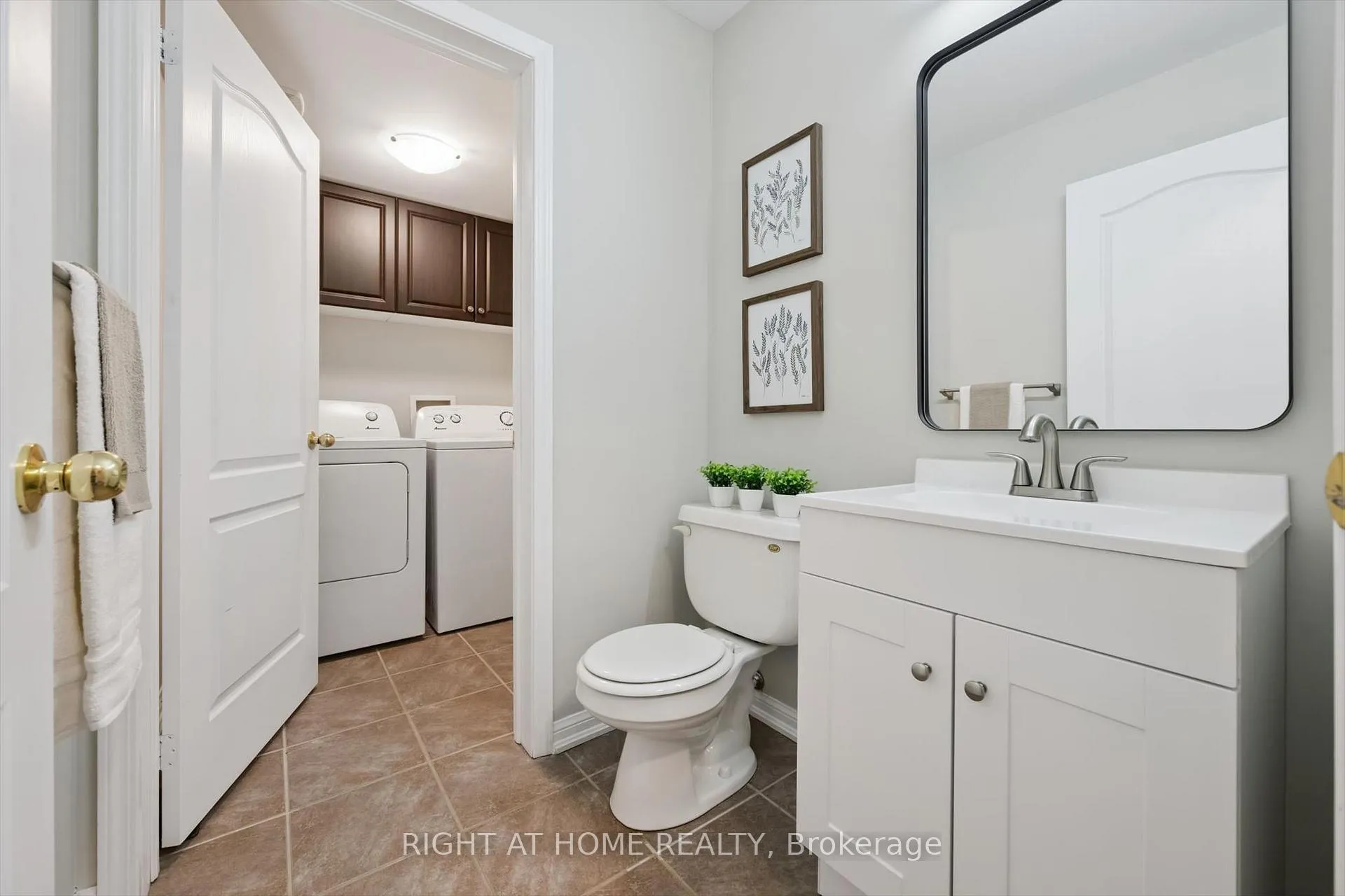 Photo 13 of Unit 15, 620 Ferguson Drive, Milton, Beaty — HOMEH