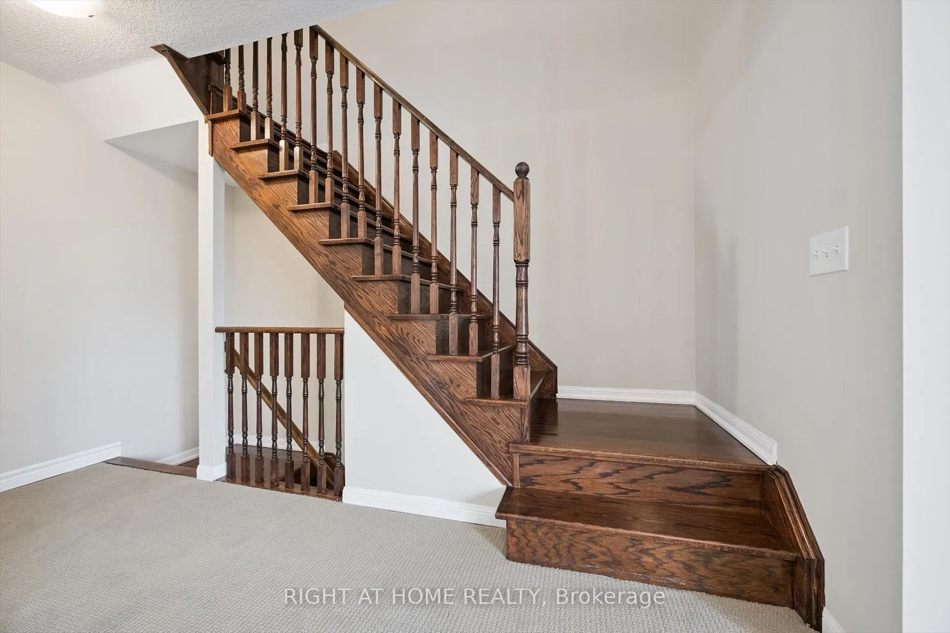 Photo 15 of Unit 15, 620 Ferguson Drive, Milton, Beaty — HOMEH
