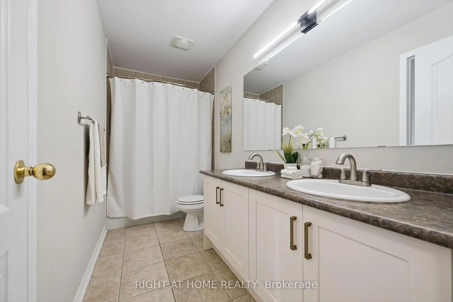 Photo 21 of Unit 15, 620 Ferguson Drive, Milton, Beaty — HOMEH