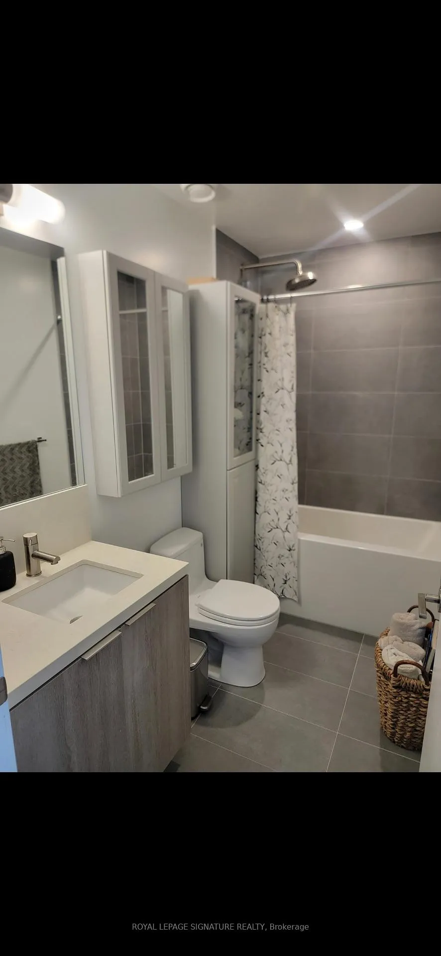 Photo 11 of Unit 210, 2020 Bathurst Street, Toronto, Humewood-Cedarvale — HOMEH