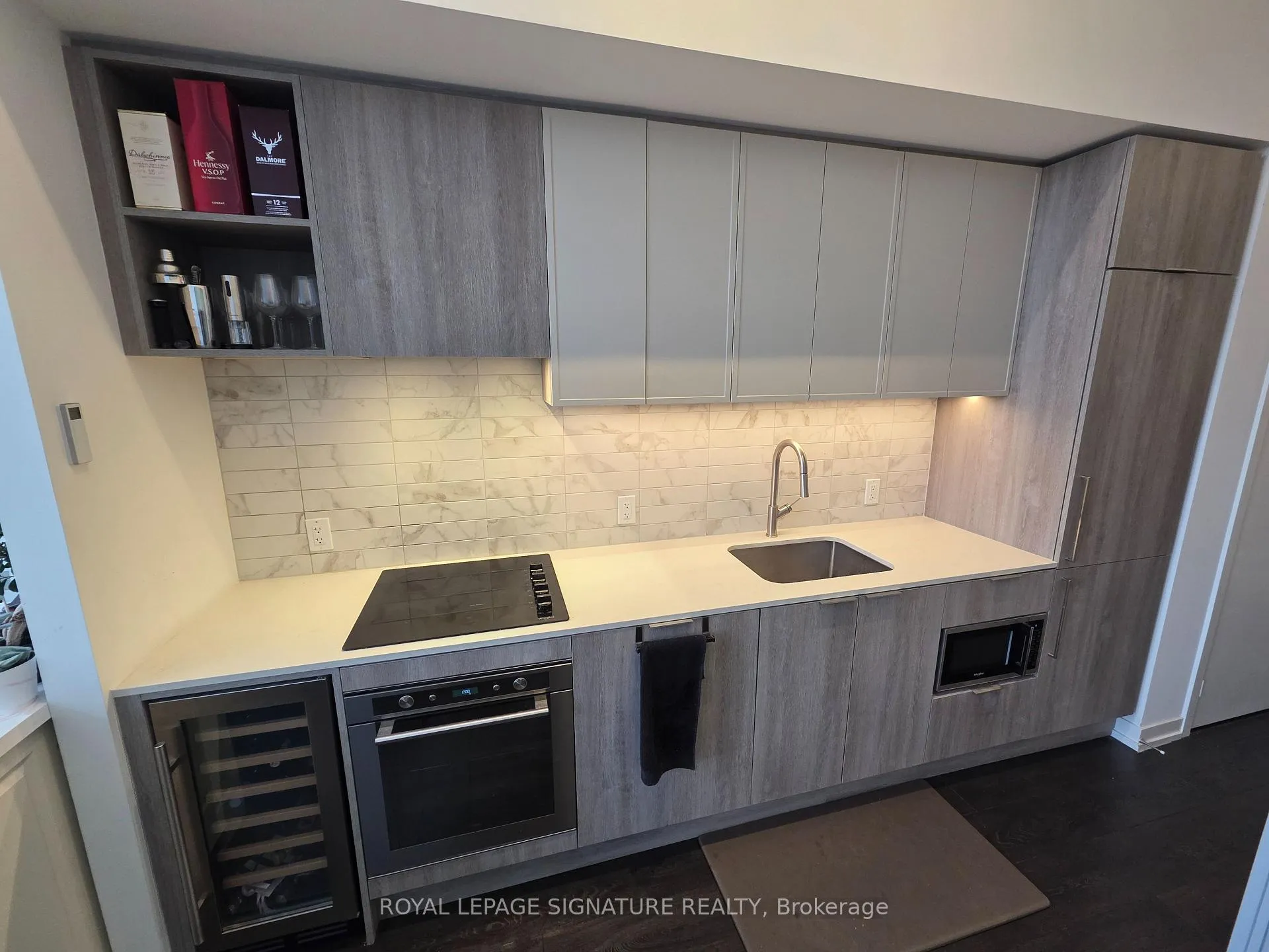 Photo 15 of Unit 210, 2020 Bathurst Street, Toronto, Humewood-Cedarvale — HOMEH
