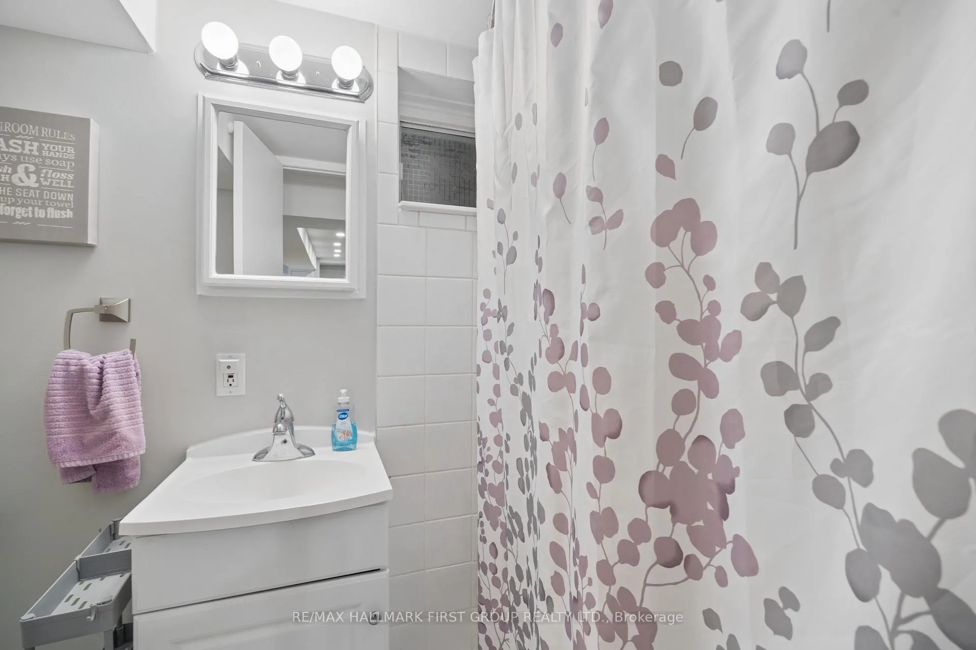 Photo 16 of Unit Lower, 846 Reytan Boulevard, Pickering, Bay Ridges — HOMEH