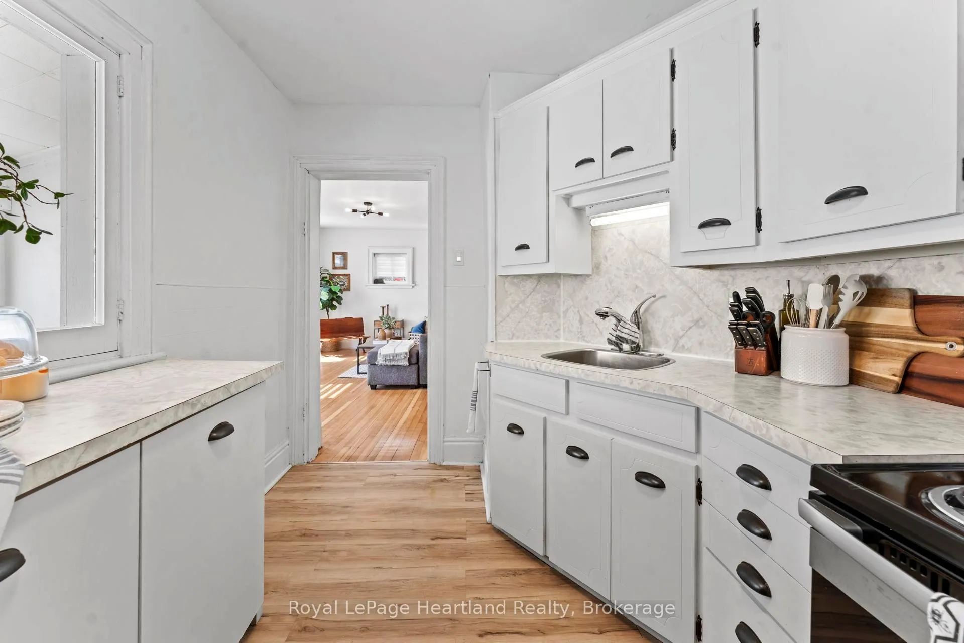 Photo 5 of 171 Huron Road, Goderich, Goderich (Town) — HOMEH
