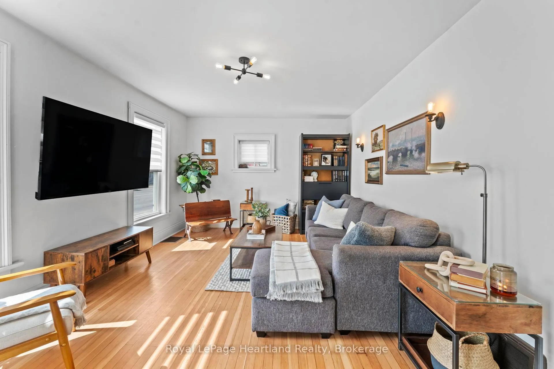 Photo 7 of 171 Huron Road, Goderich, Goderich (Town) — HOMEH