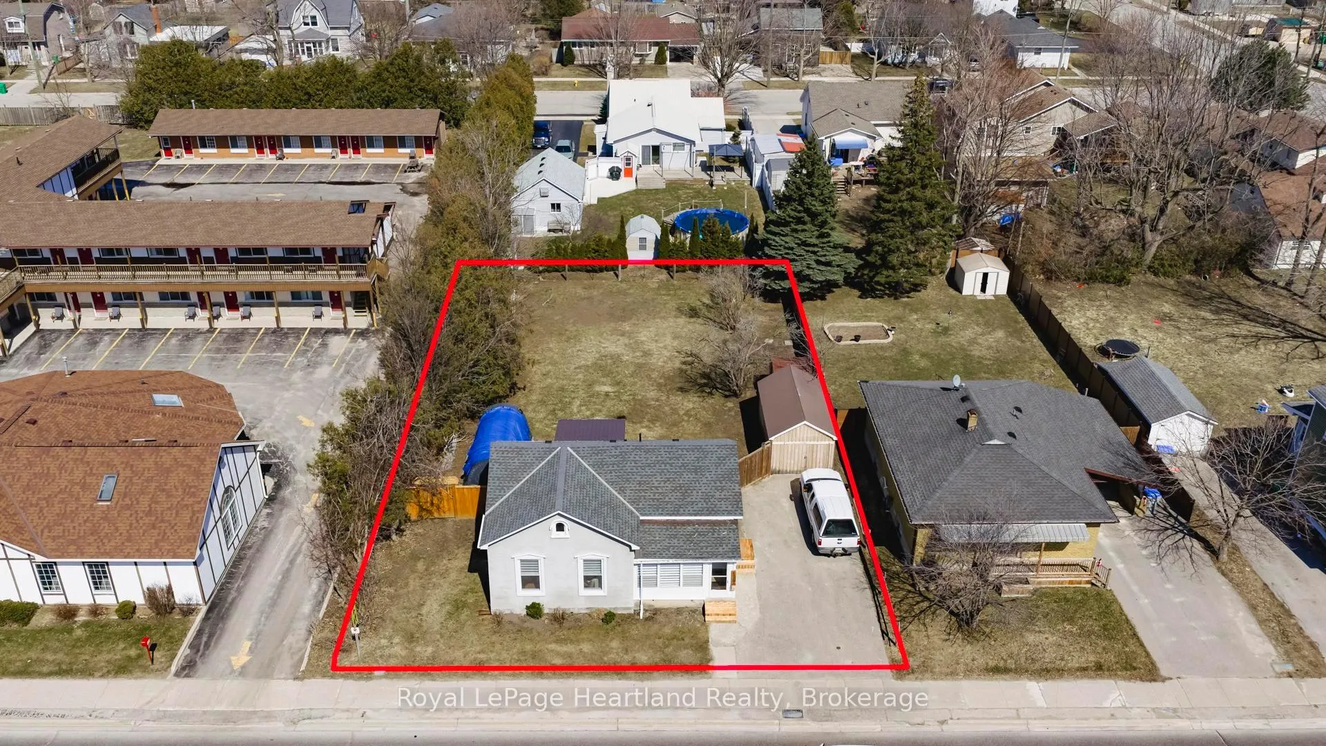 Photo 20 of 171 Huron Road, Goderich, Goderich (Town) — HOMEH