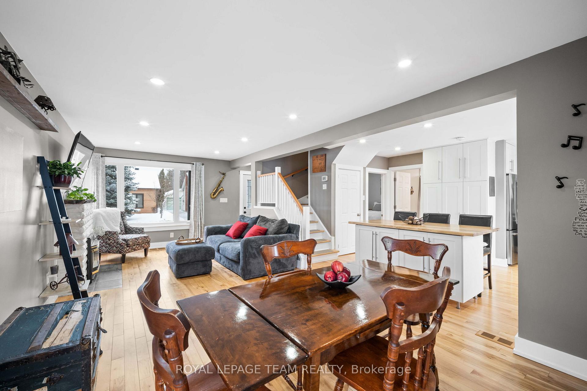 Photo 1 of 1220 St Paul Avenue E, Ottawa, Ellwood — HOMEH