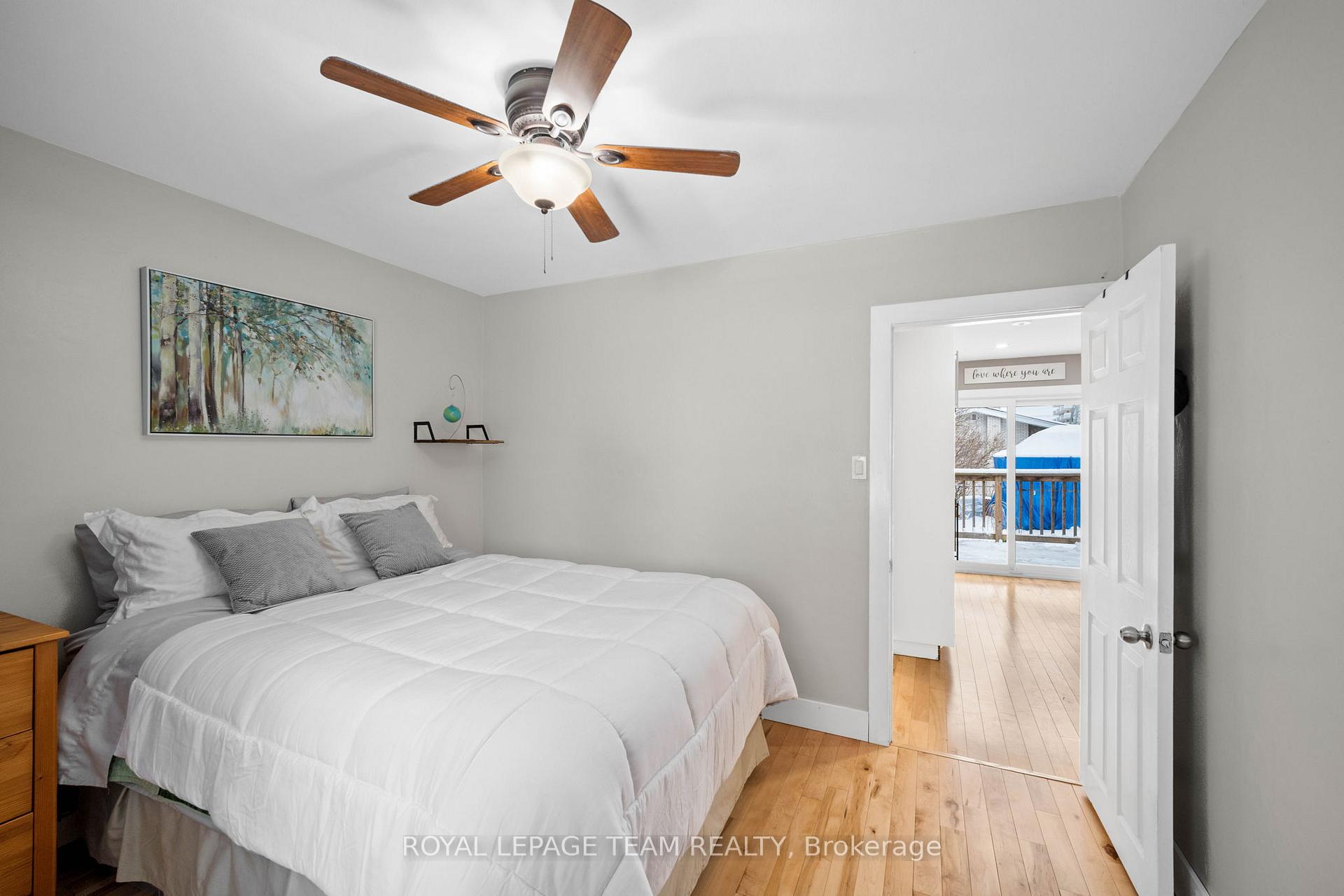 Photo 10 of 1220 St Paul Avenue E, Ottawa, Ellwood — HOMEH