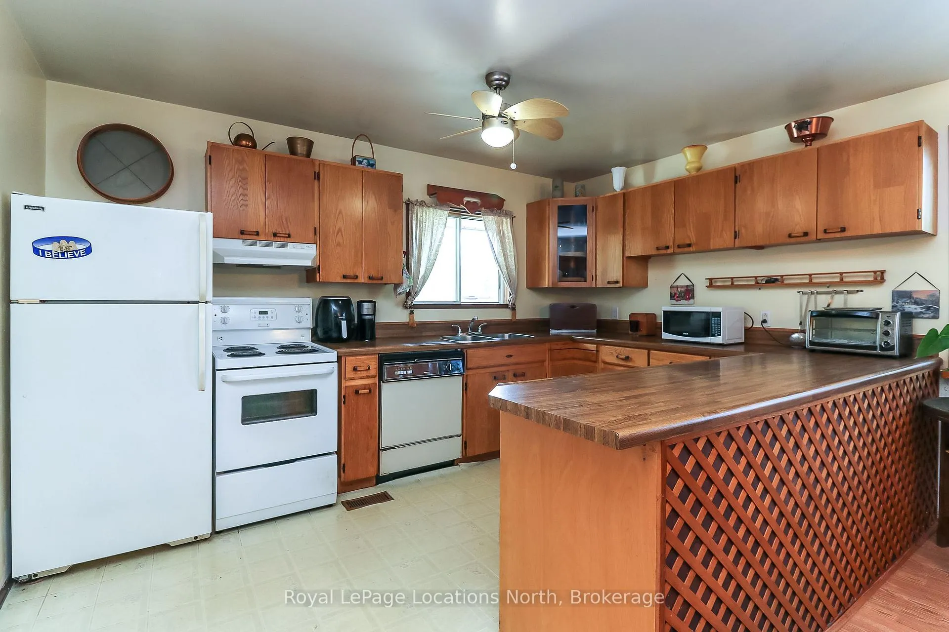 Photo 7 of 1320 River Road W, Wasaga Beach — HOMEH