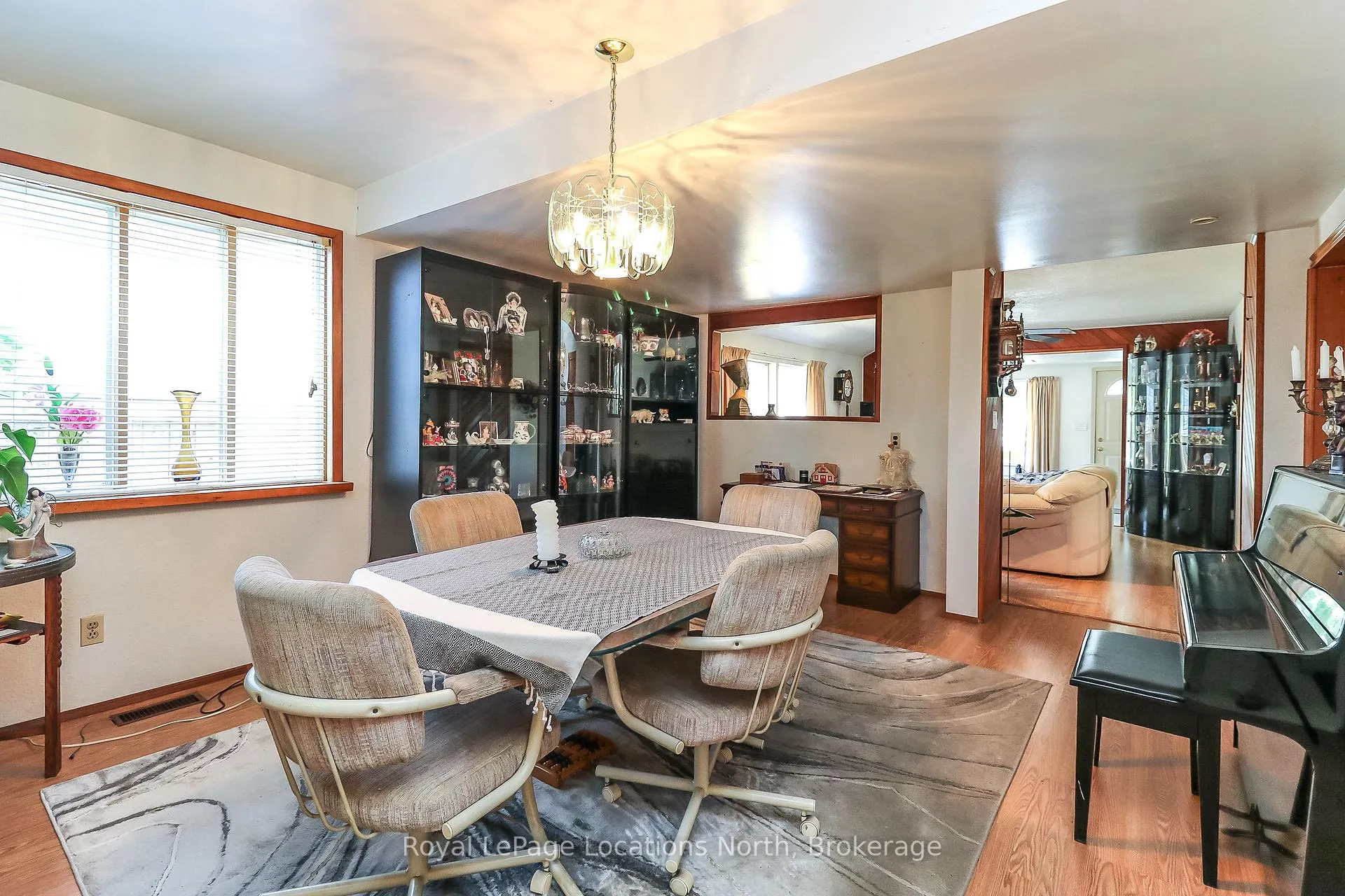 Photo 8 of 1320 River Road W, Wasaga Beach — HOMEH