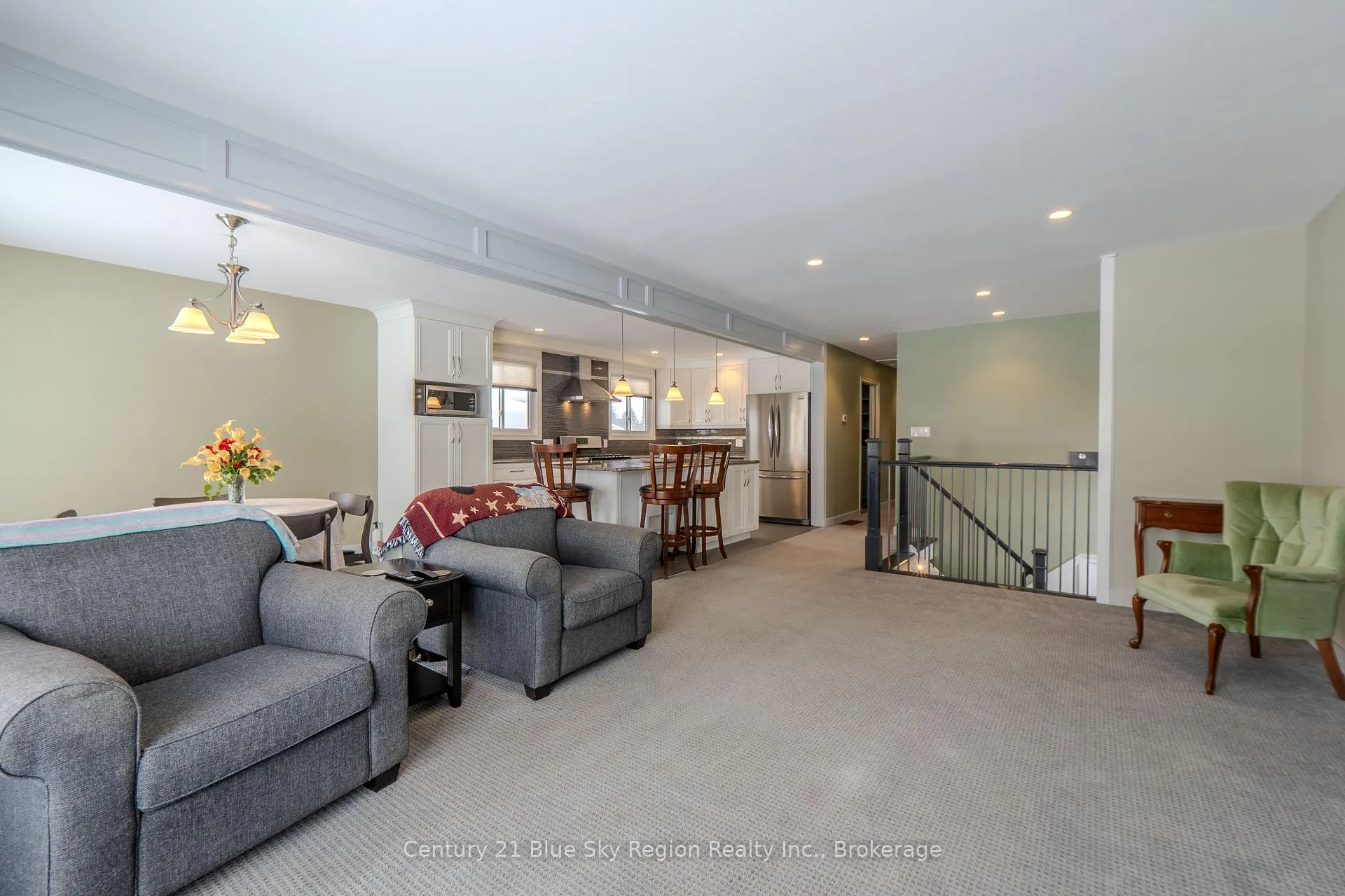 Photo 11 of 5 Knox Court, North Bay, Ferris — HOMEH