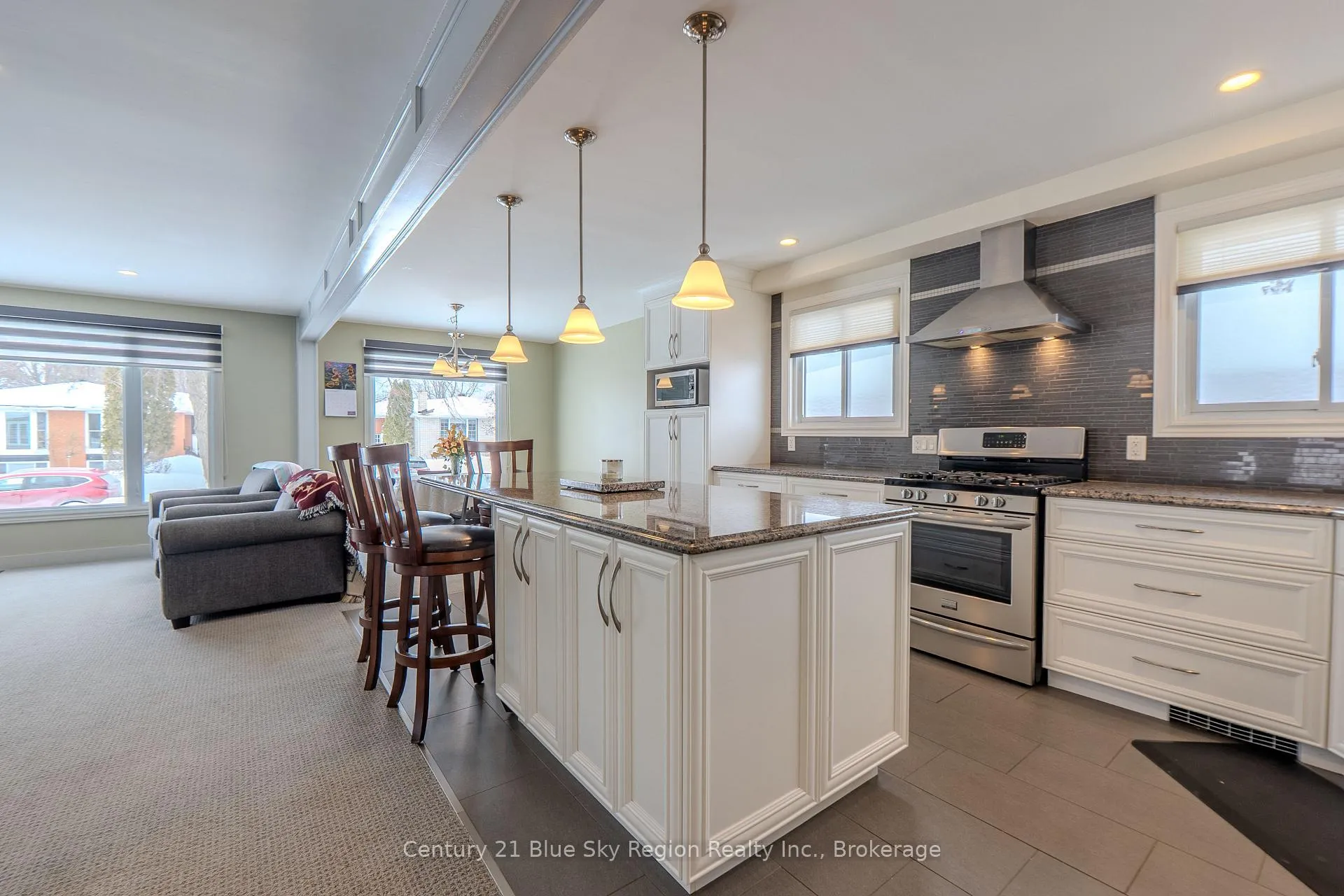 Photo 14 of 5 Knox Court, North Bay, Ferris — HOMEH