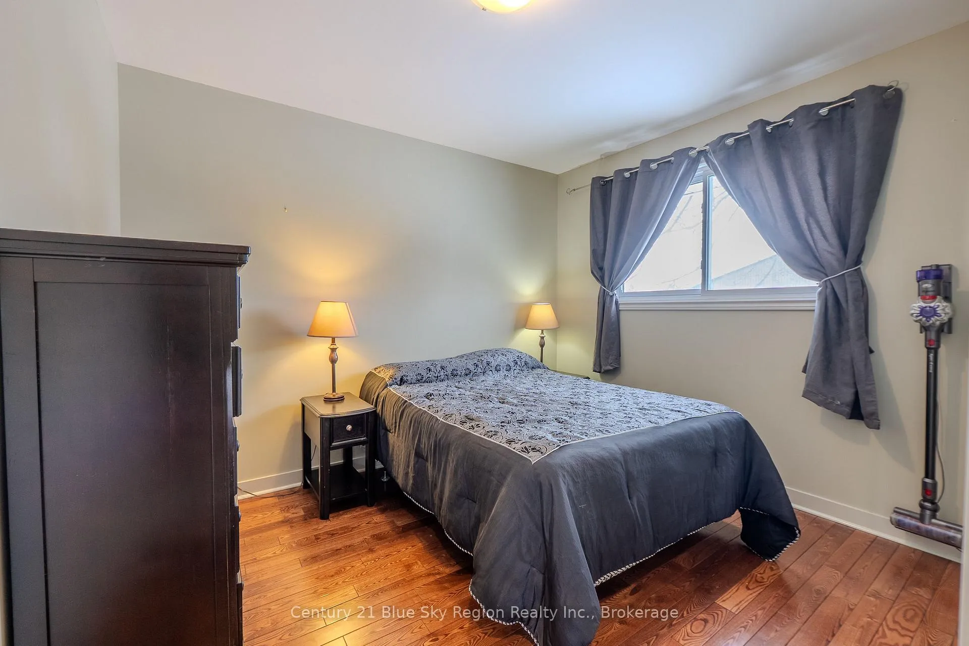 Photo 19 of 5 Knox Court, North Bay, Ferris — HOMEH