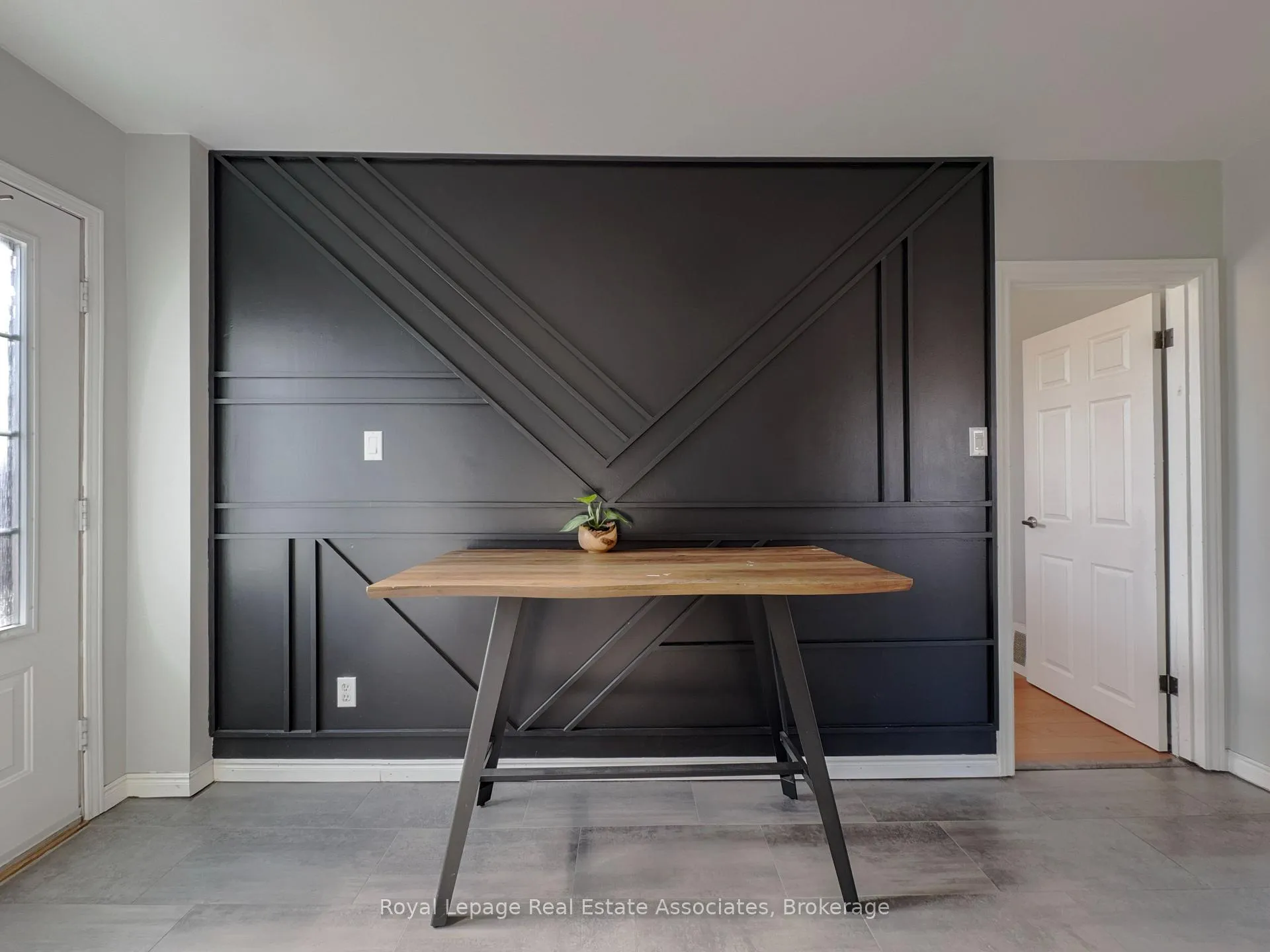Photo 13 of 181 East 13th Street, Hamilton, Inch Park — HOMEH
