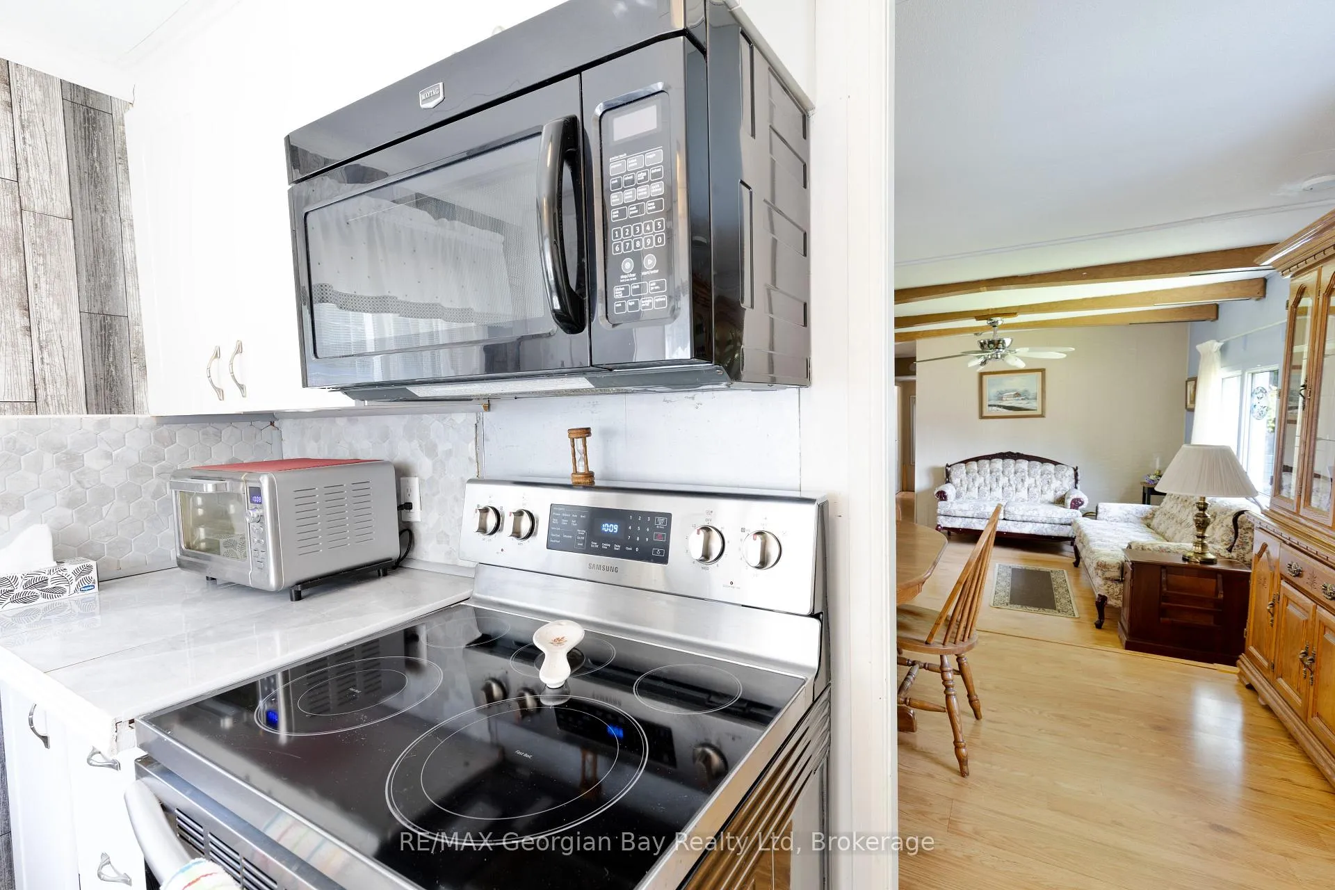 Photo 13 of Unit 49, 525 Midland Point Road, Midland — HOMEH