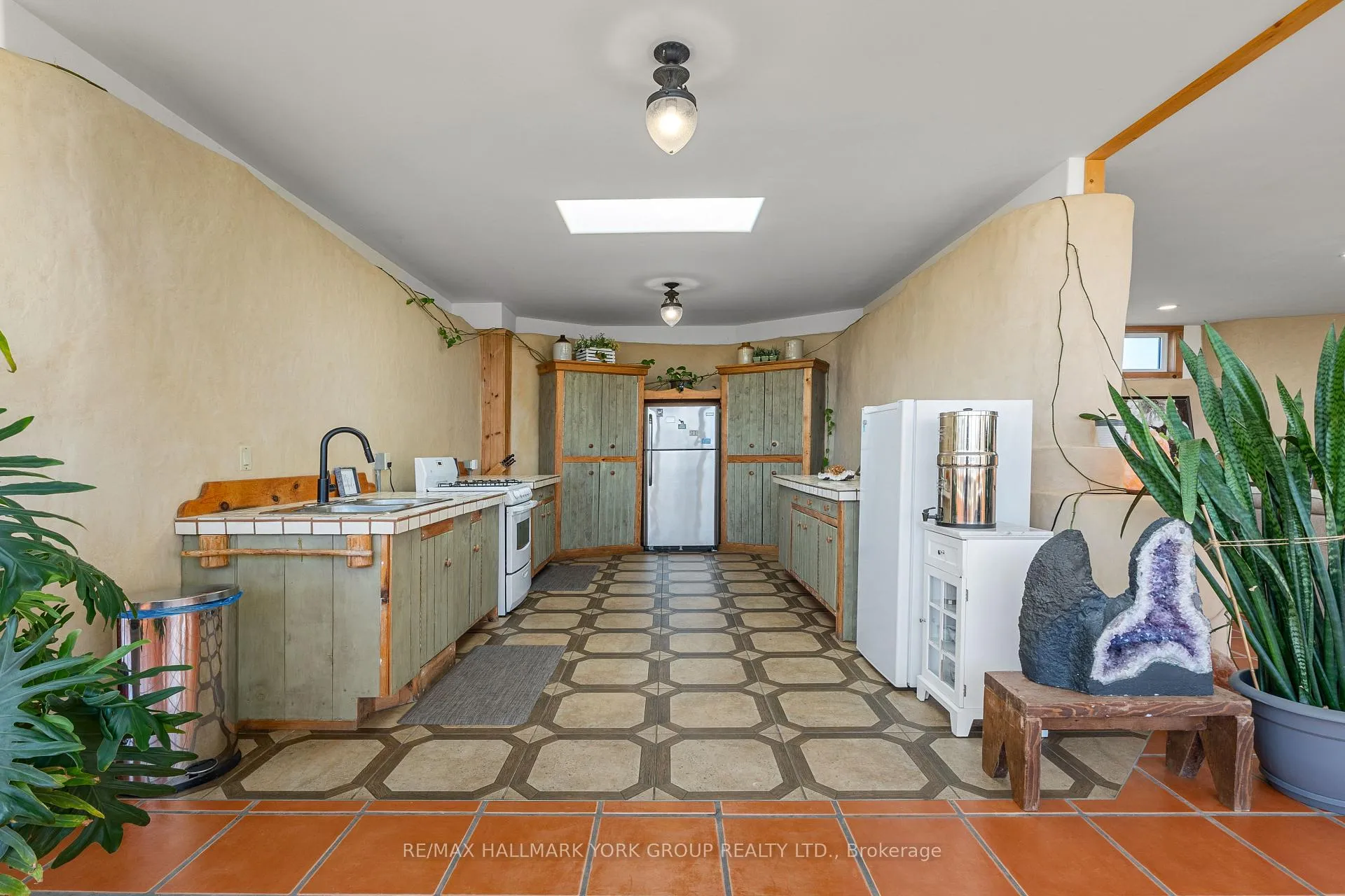 Photo 10 of 1375 Queensborough Road, Tweed, Elzevir (Twp) — HOMEH