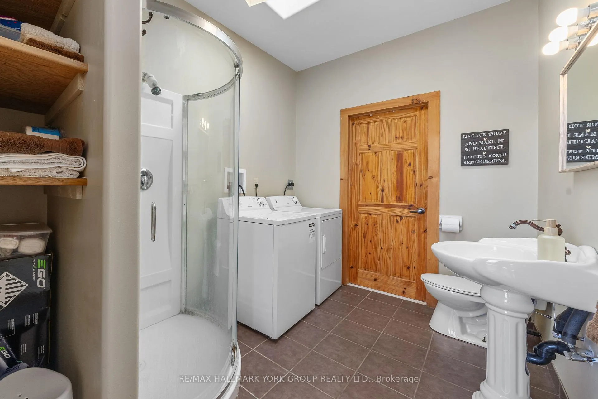Photo 18 of 1375 Queensborough Road, Tweed, Elzevir (Twp) — HOMEH