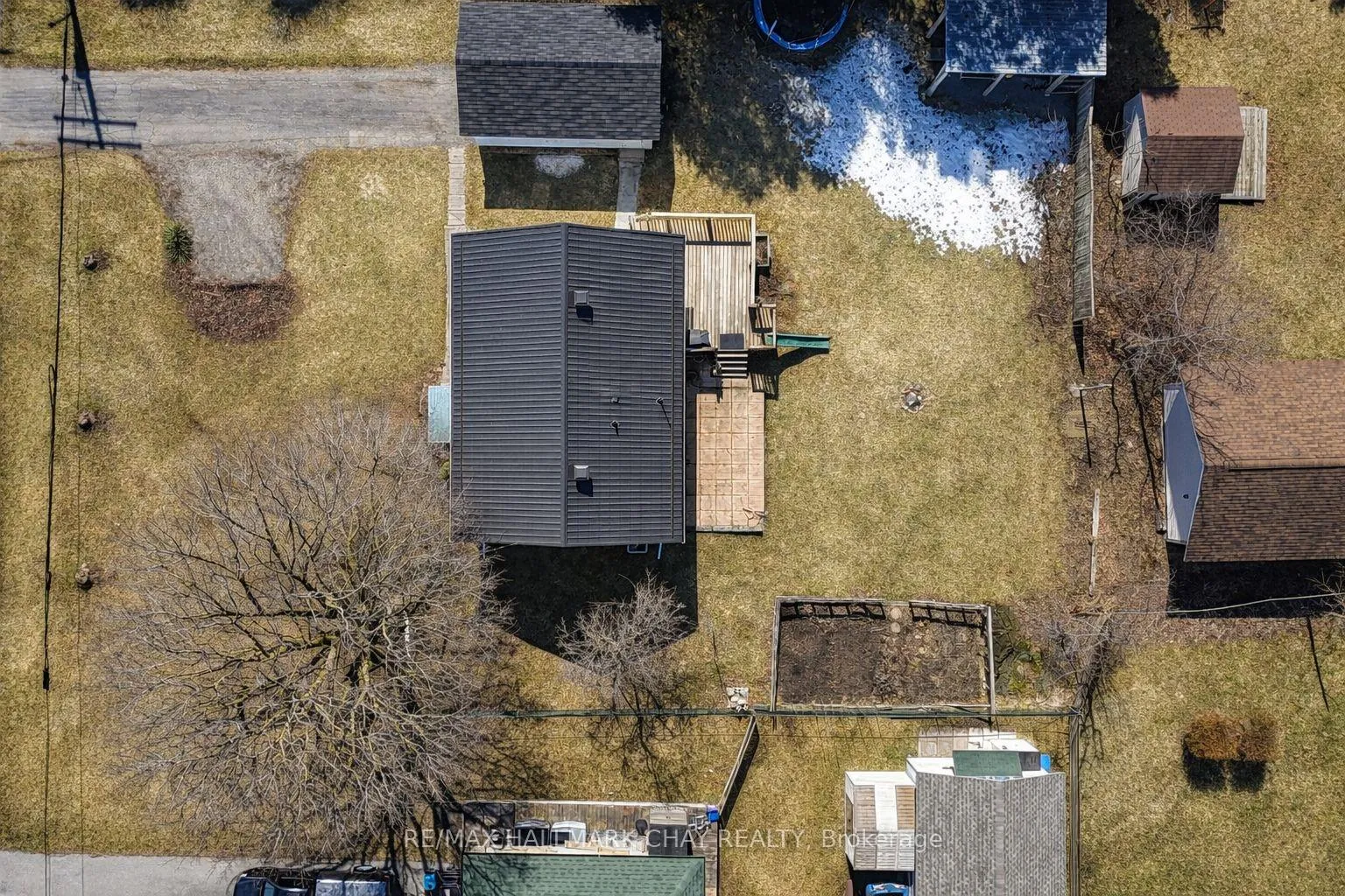 Photo 16 of 26 King Street S, Innisfil, Cookstown — HOMEH