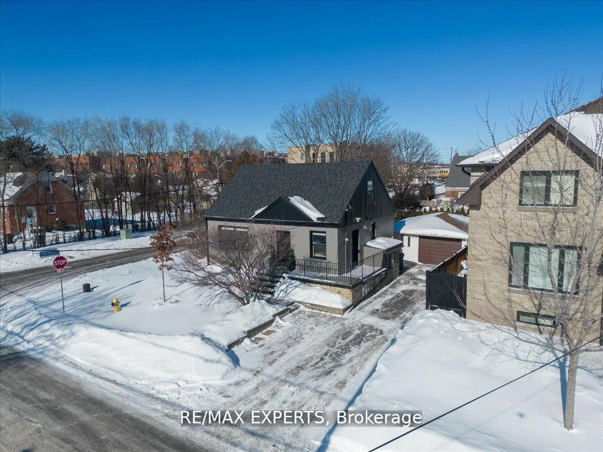 Photo 2 of 60 Anthony Road, North York, Downsview-Roding-CFB — HOMEH