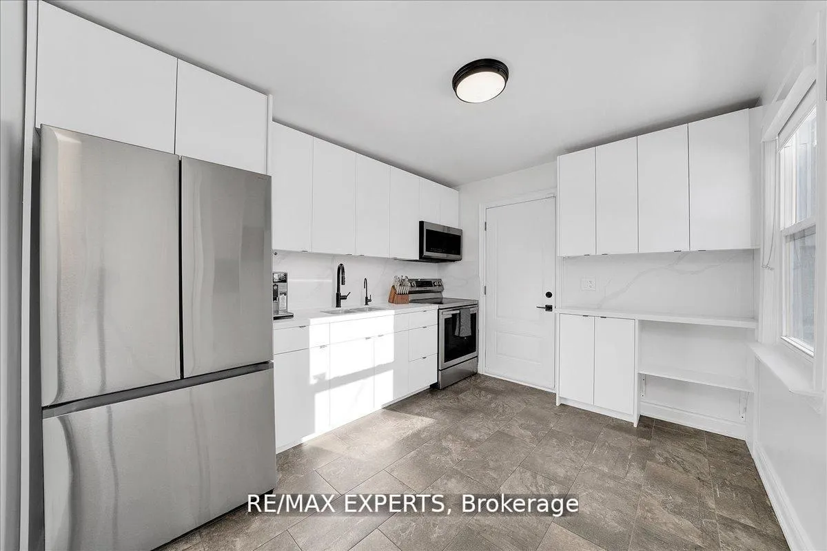 Photo 7 of 60 Anthony Road, North York, Downsview-Roding-CFB — HOMEH