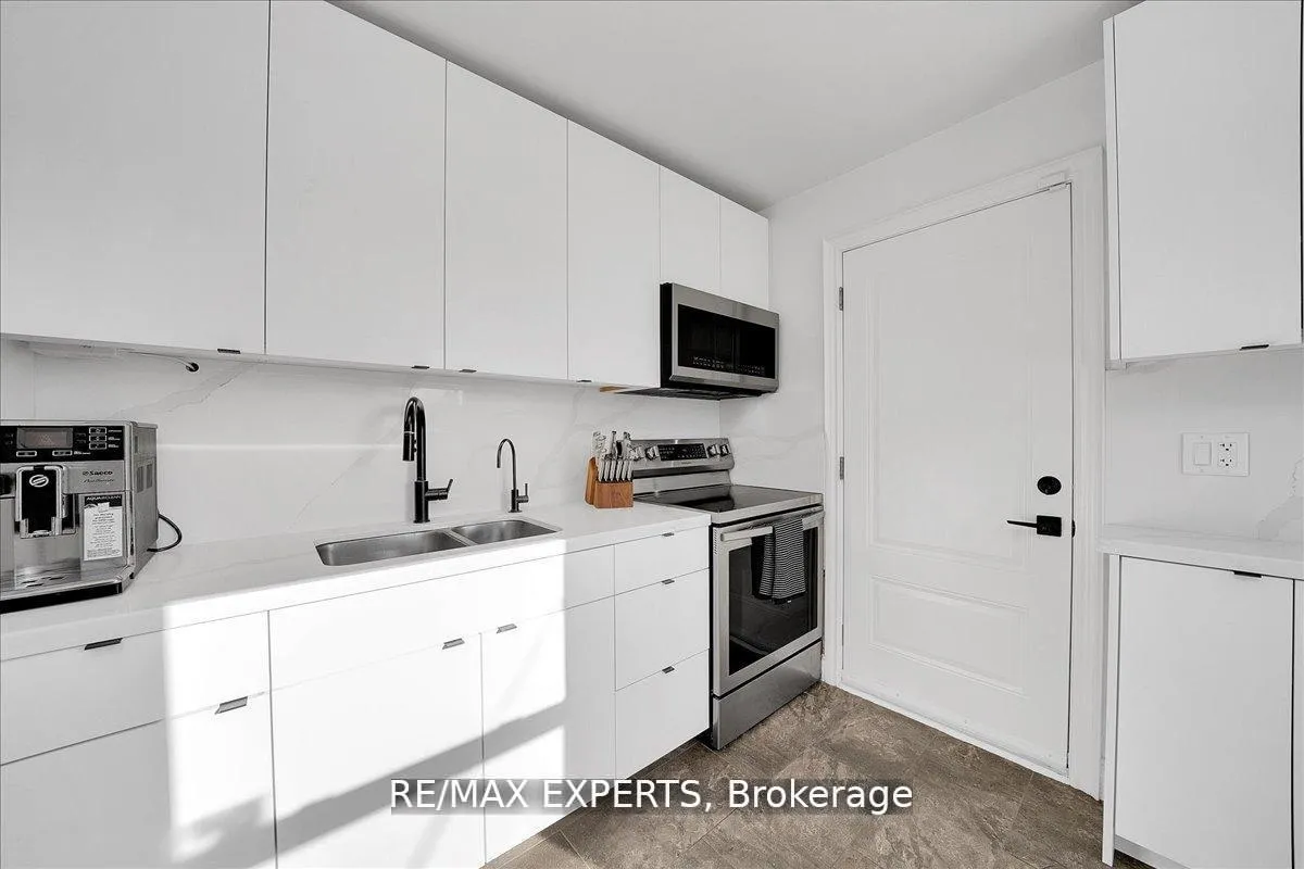 Photo 10 of 60 Anthony Road, North York, Downsview-Roding-CFB — HOMEH