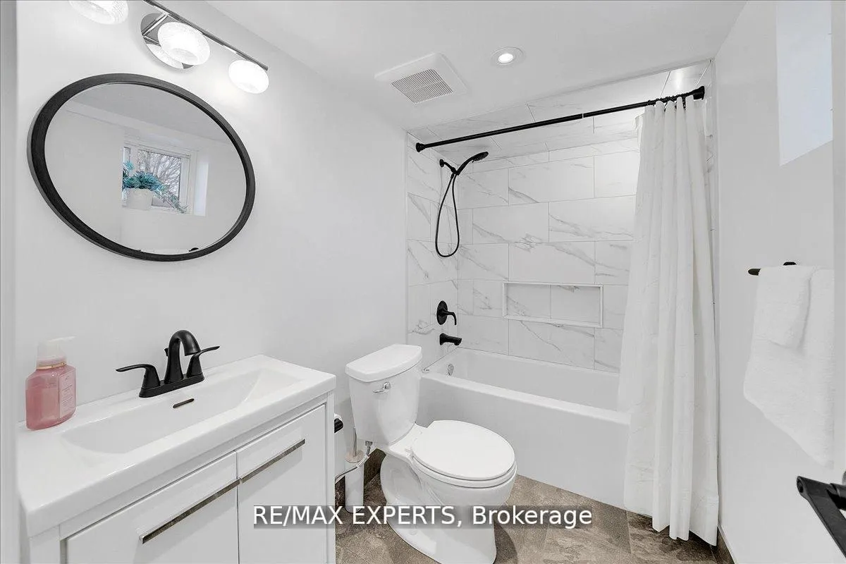 Photo 27 of 60 Anthony Road, North York, Downsview-Roding-CFB — HOMEH