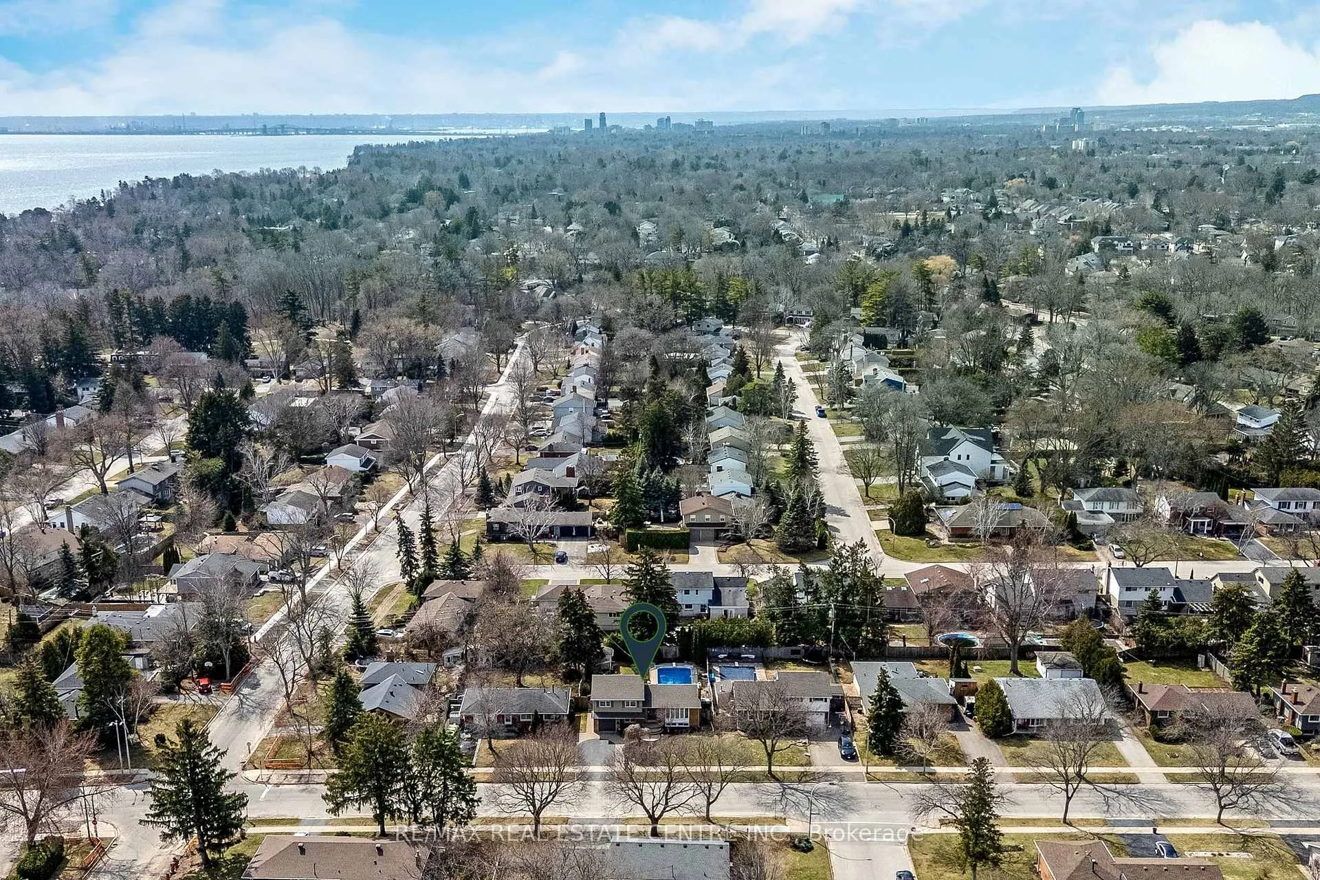 Photo 36 of 224 White Pines Drive, Burlington, Appleby — HOMEH